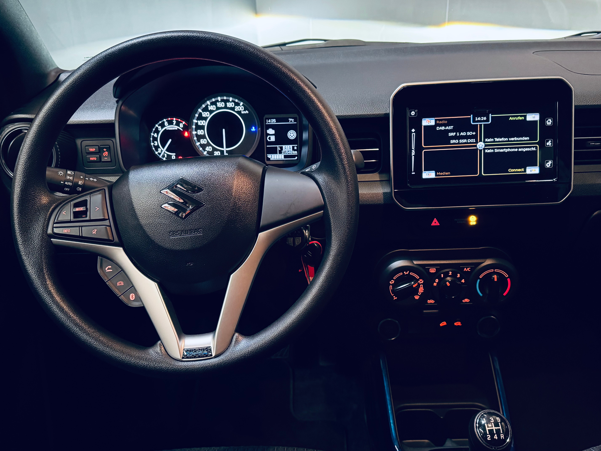 listing desktop thumbnail image 12