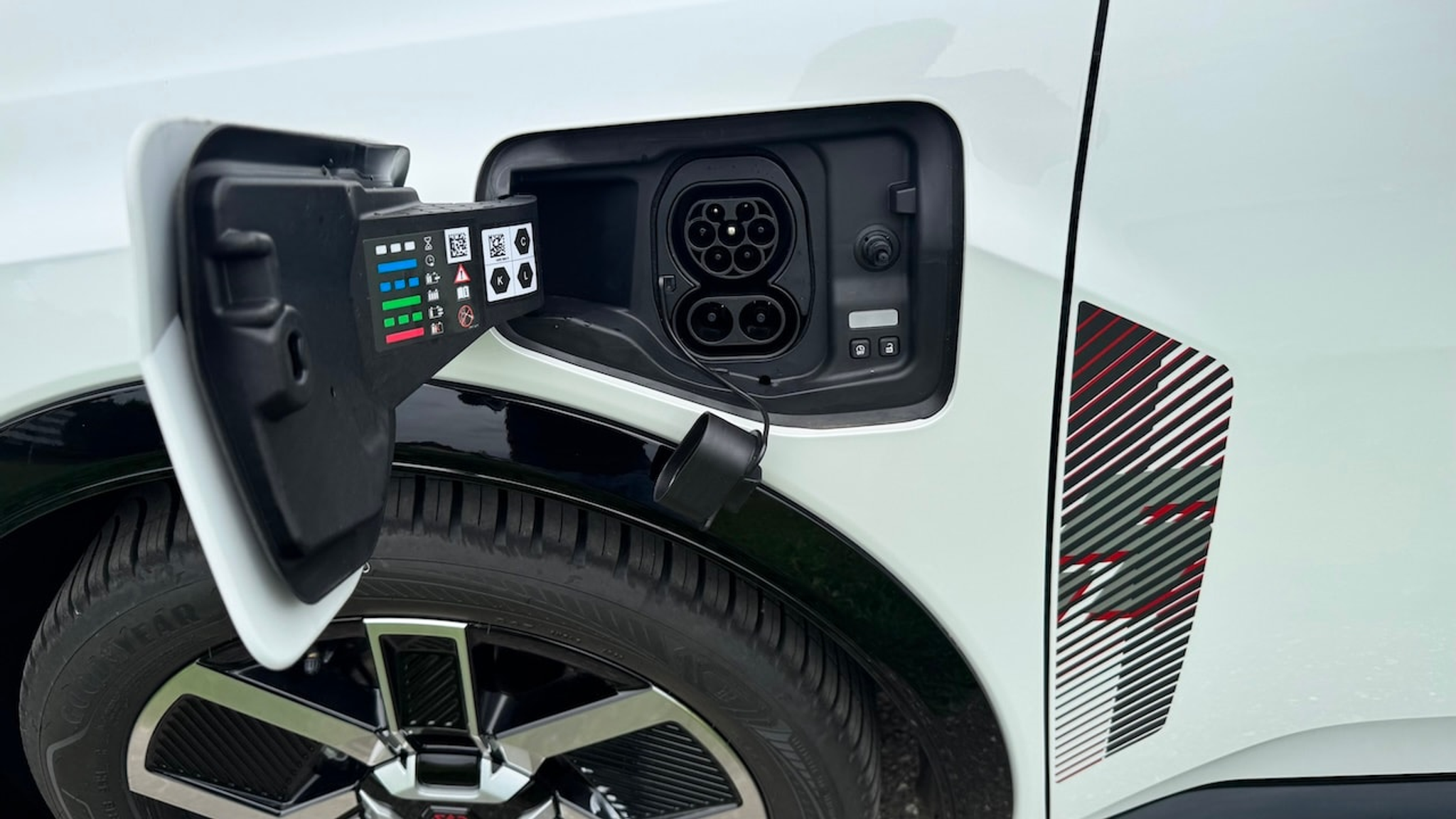 listing desktop thumbnail image 11