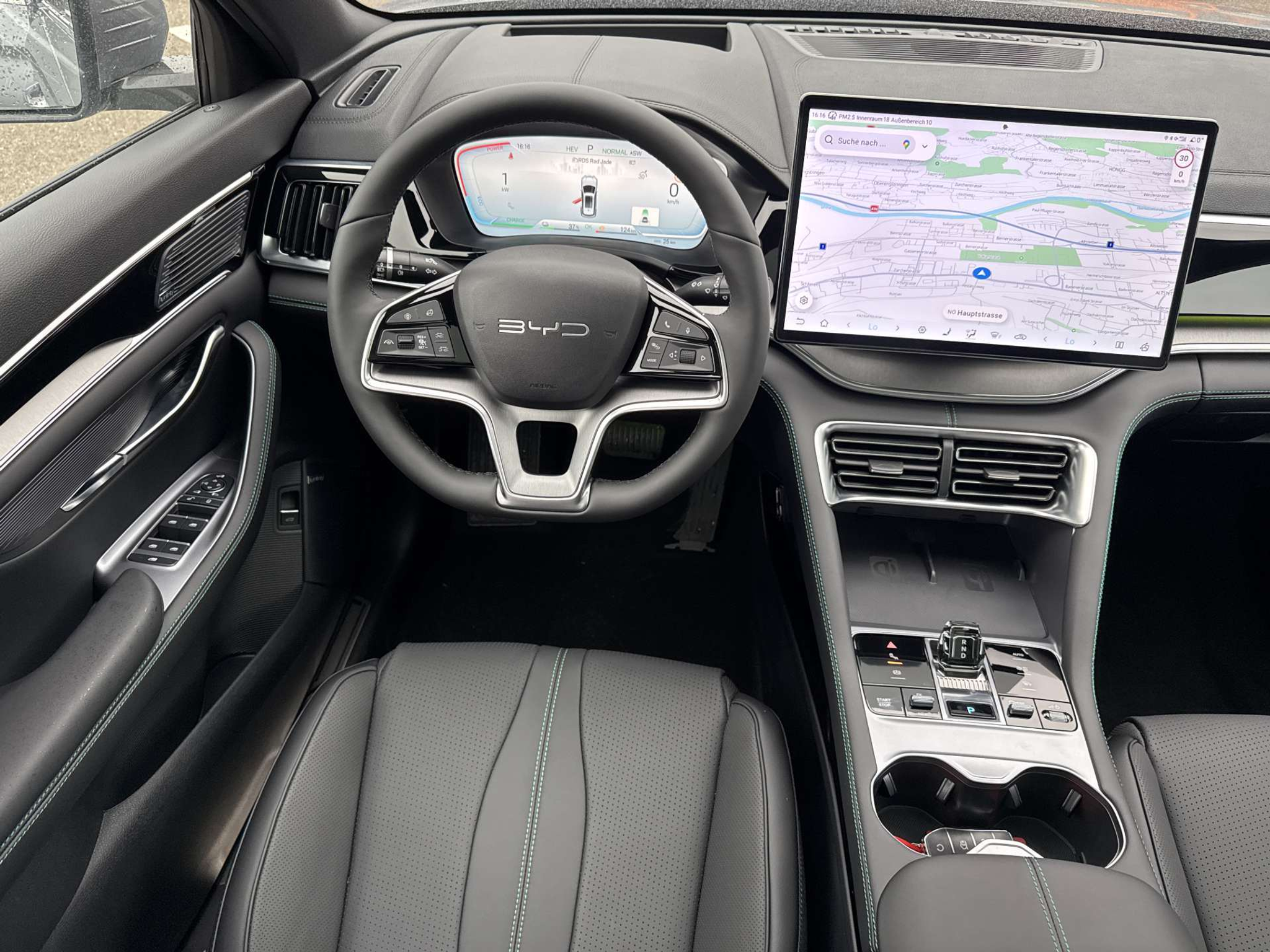 listing desktop thumbnail image 3