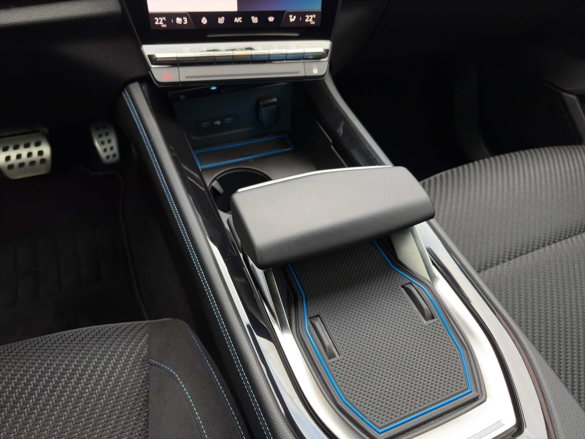 listing desktop thumbnail image 8