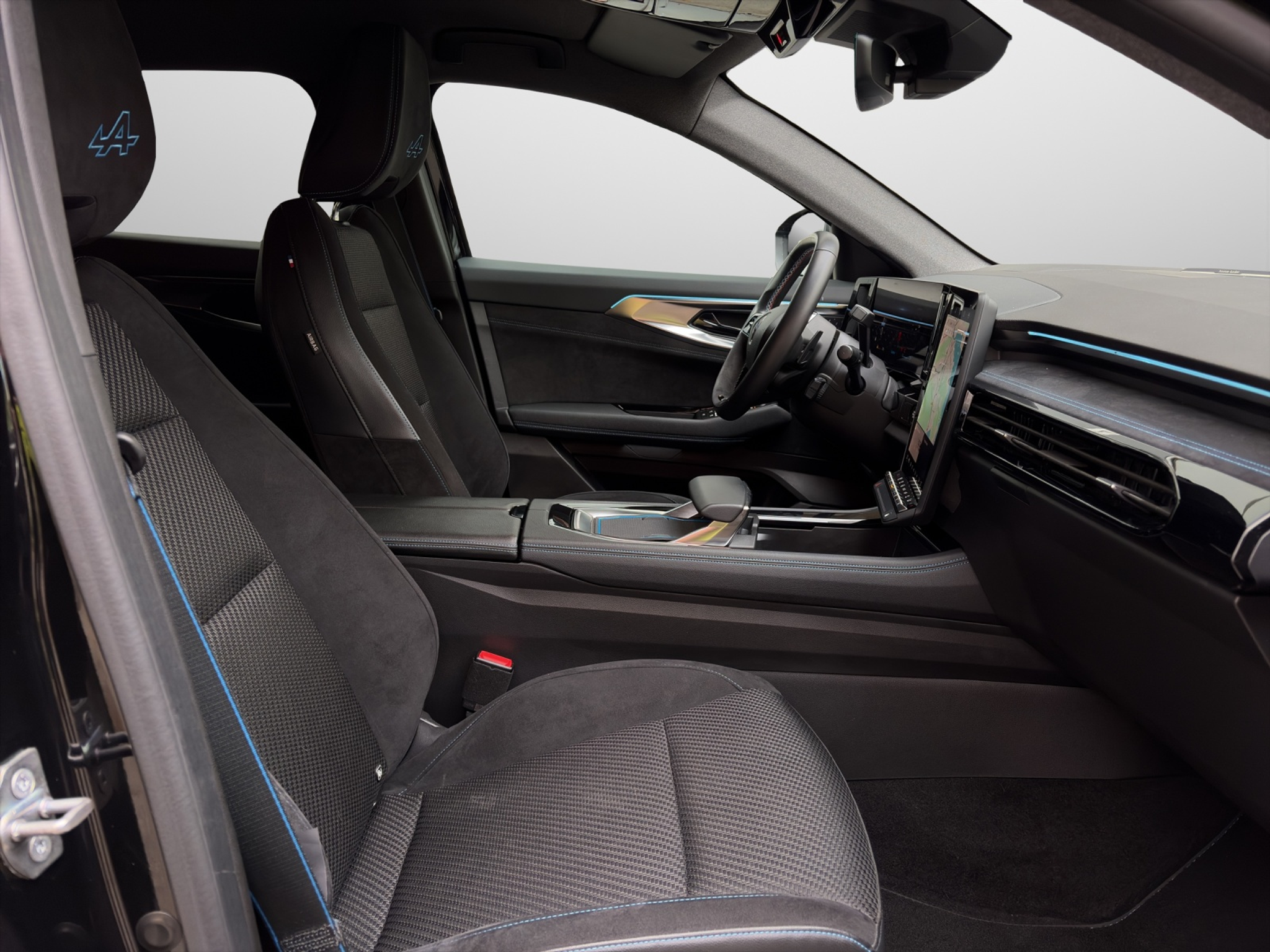 listing desktop thumbnail image 11