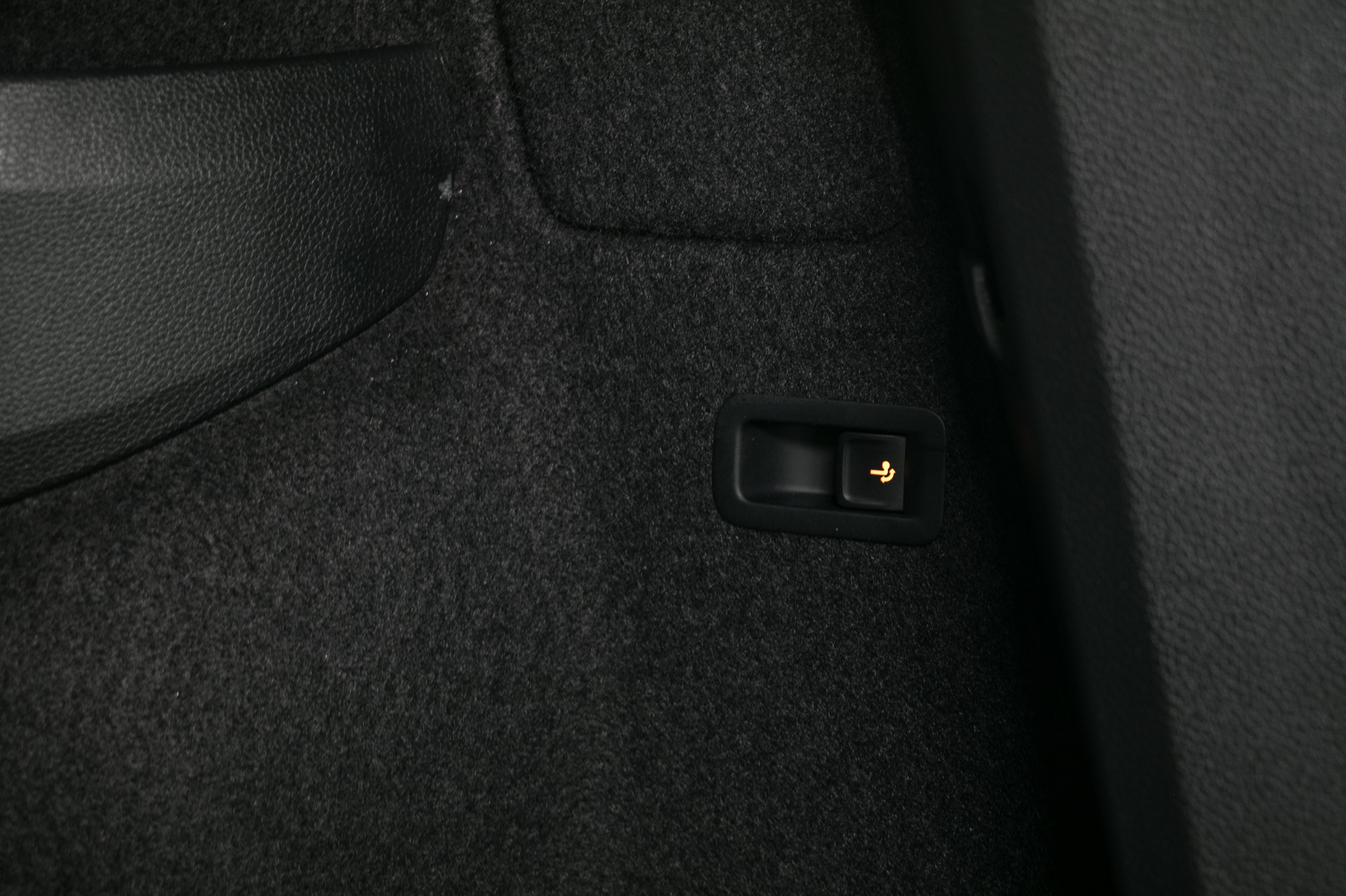 listing desktop thumbnail image 14