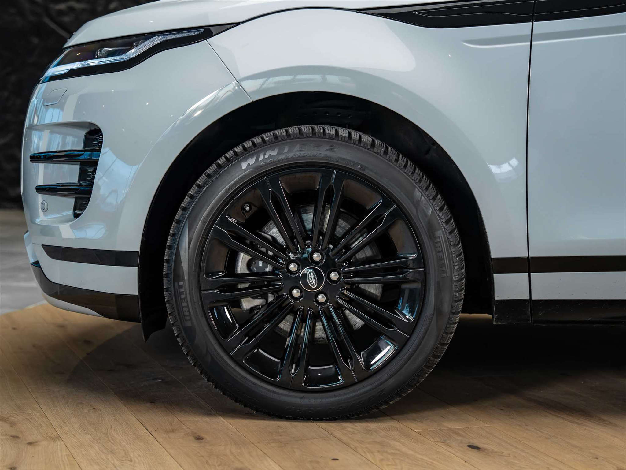 listing desktop thumbnail image 18