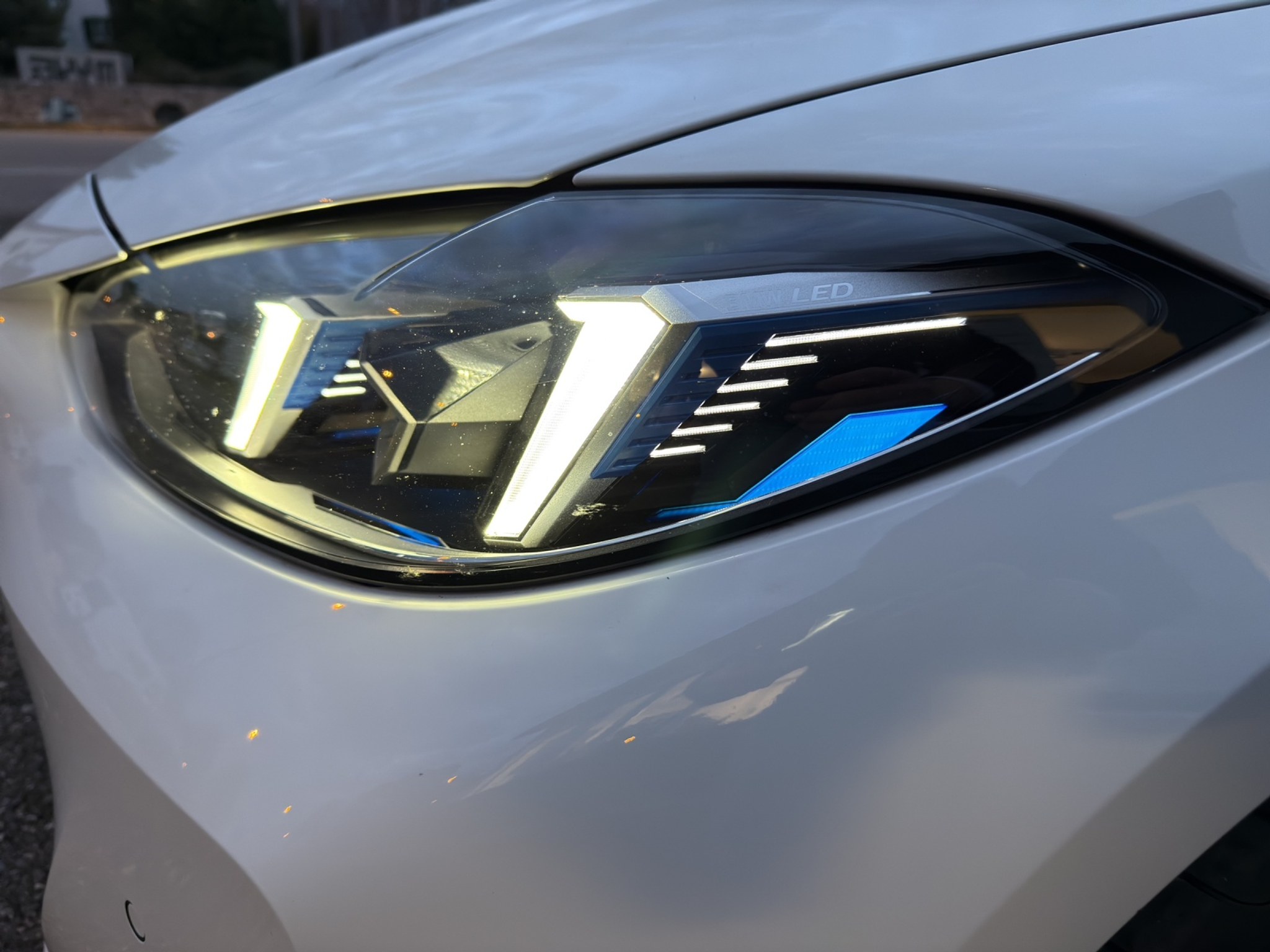 listing desktop thumbnail image 21