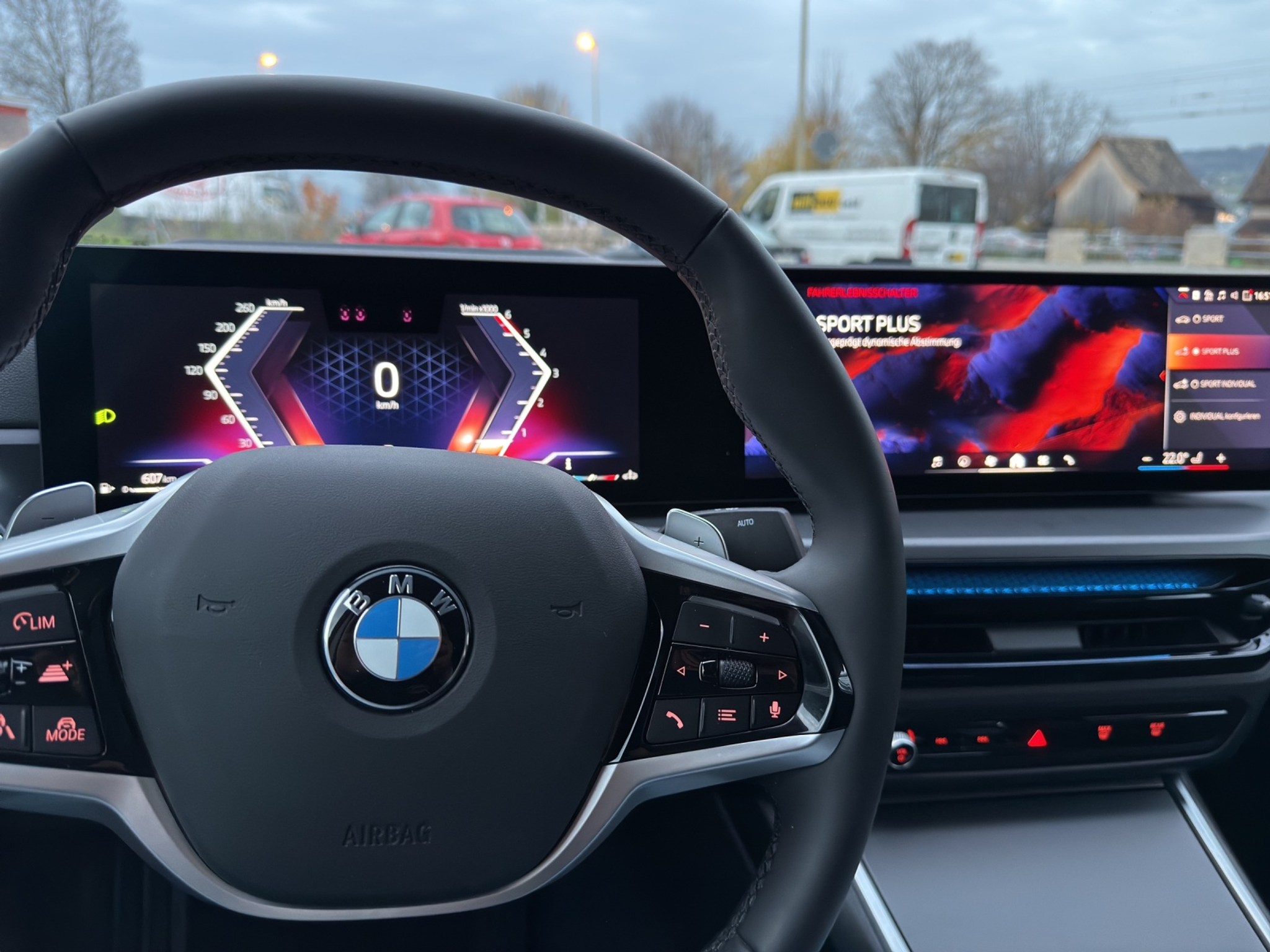 listing desktop thumbnail image 24