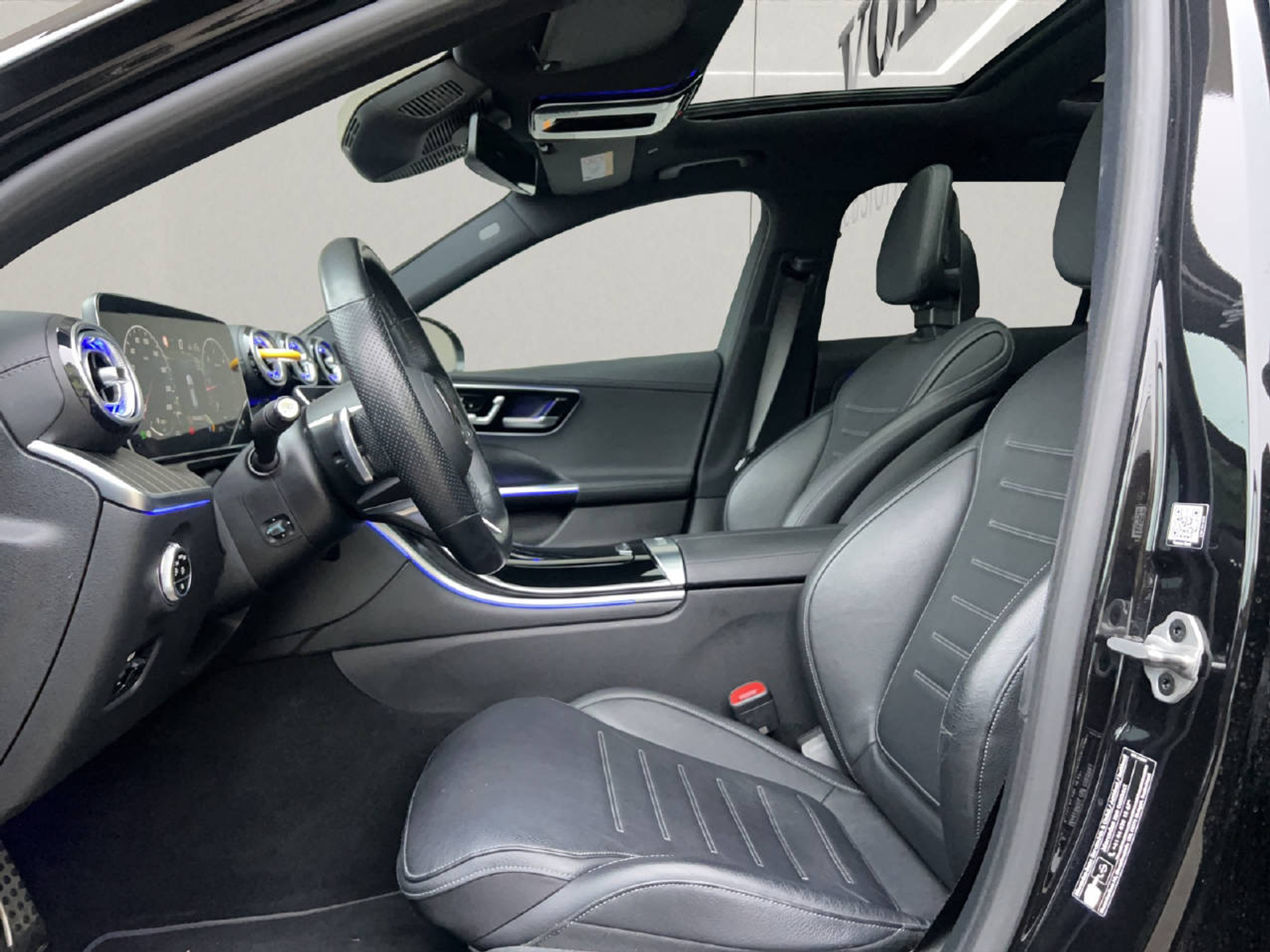 listing desktop thumbnail image 4