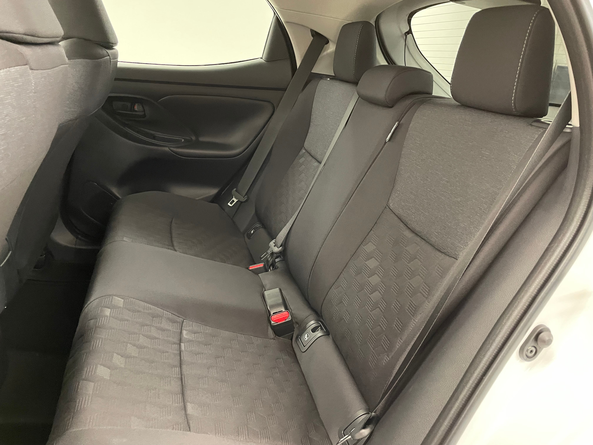 listing desktop thumbnail image 9