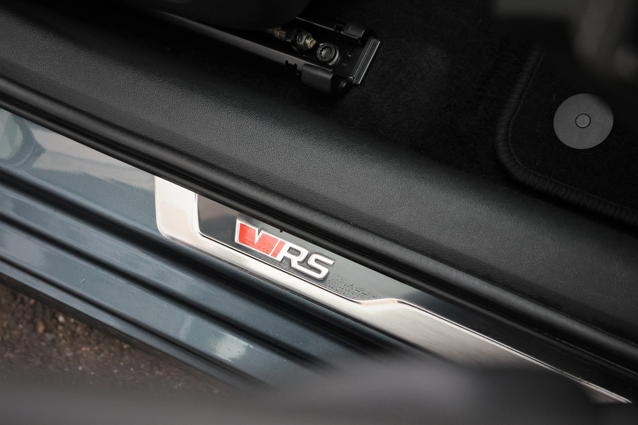 listing desktop thumbnail image 21