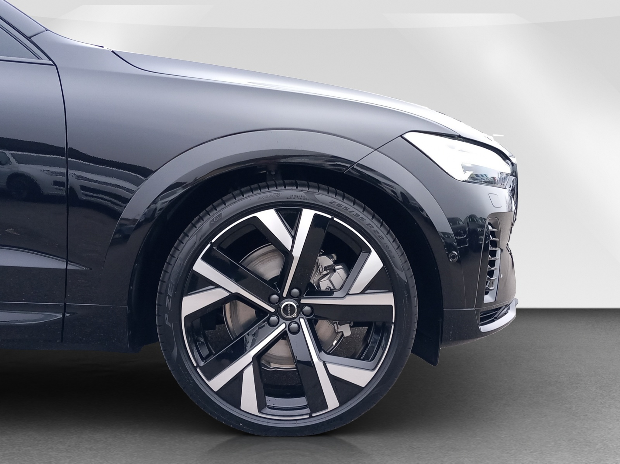 listing desktop thumbnail image 21