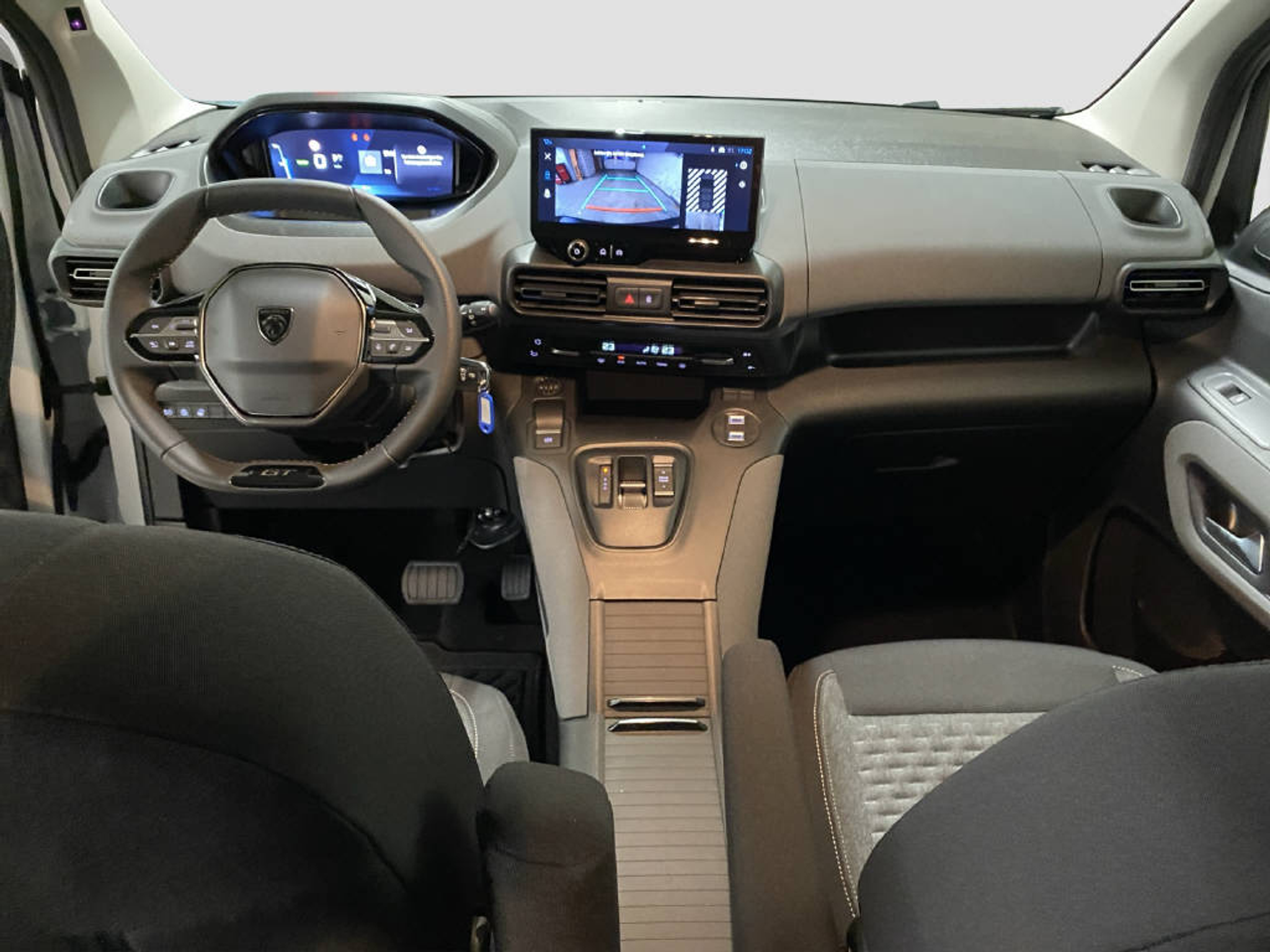 listing desktop thumbnail image 10