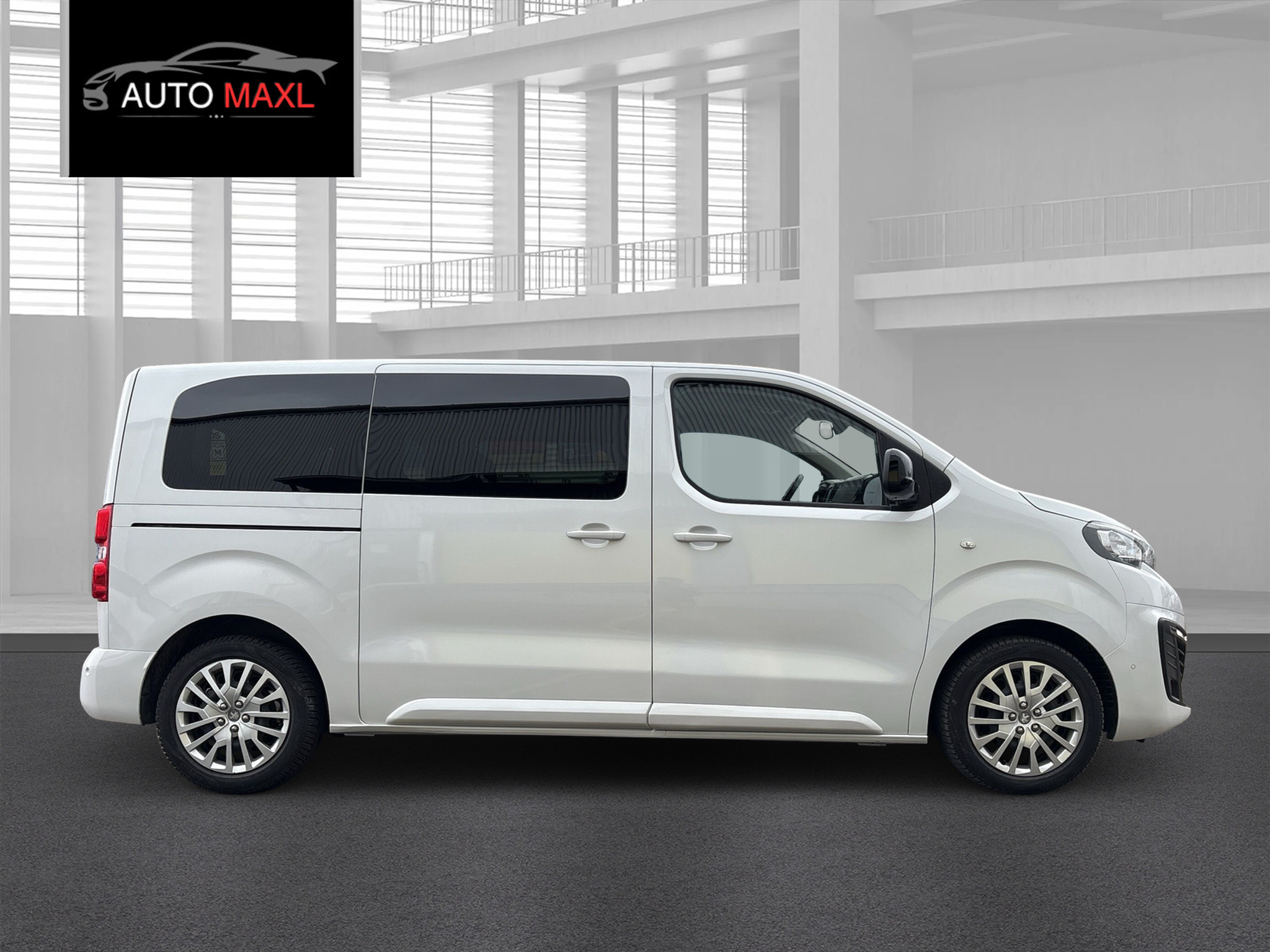 listing desktop thumbnail image 4