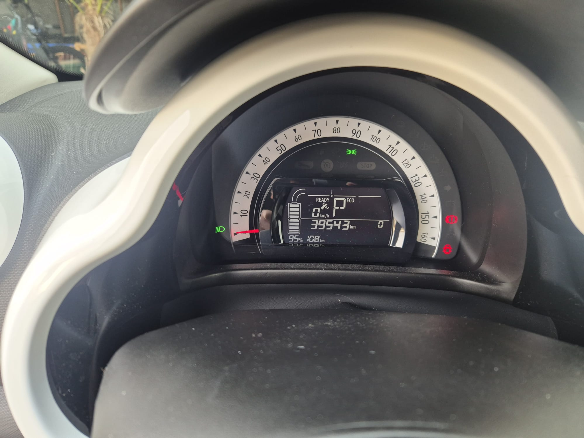 listing desktop thumbnail image 7