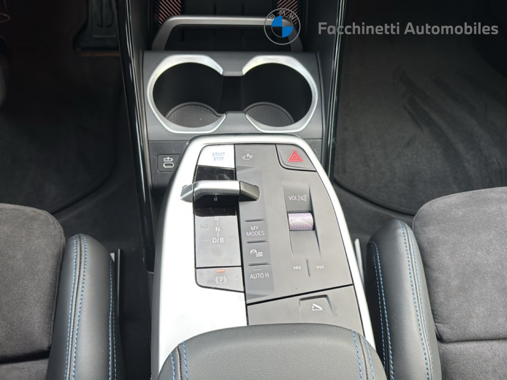 listing desktop thumbnail image 13