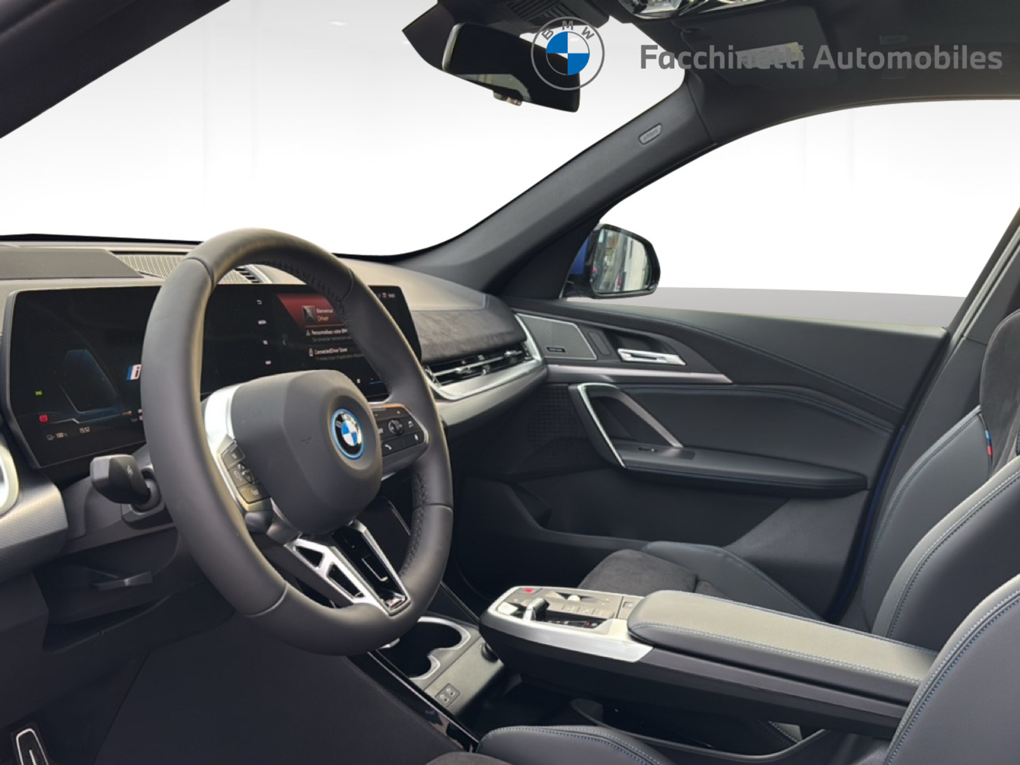 listing desktop thumbnail image 7