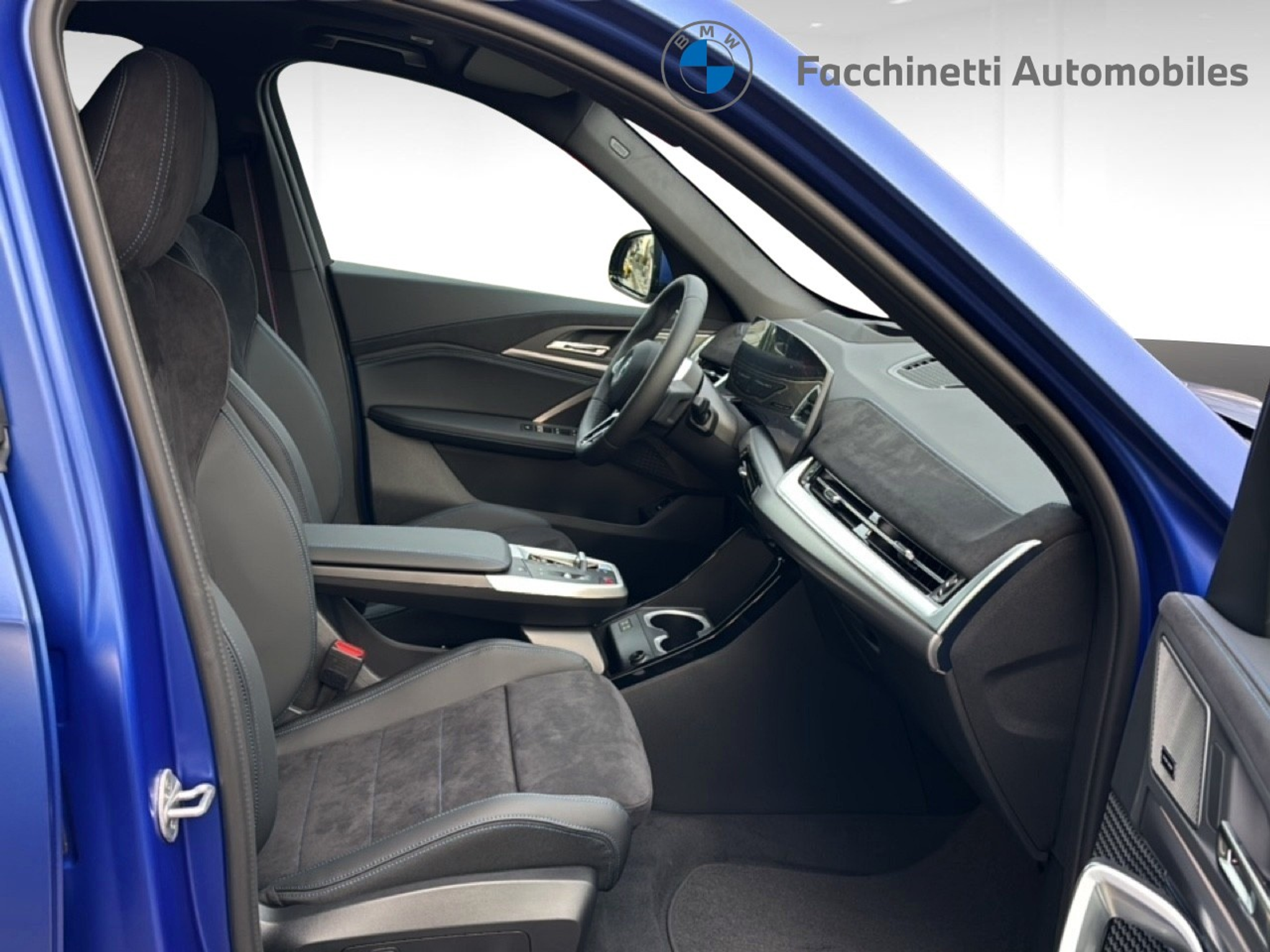 listing desktop thumbnail image 11