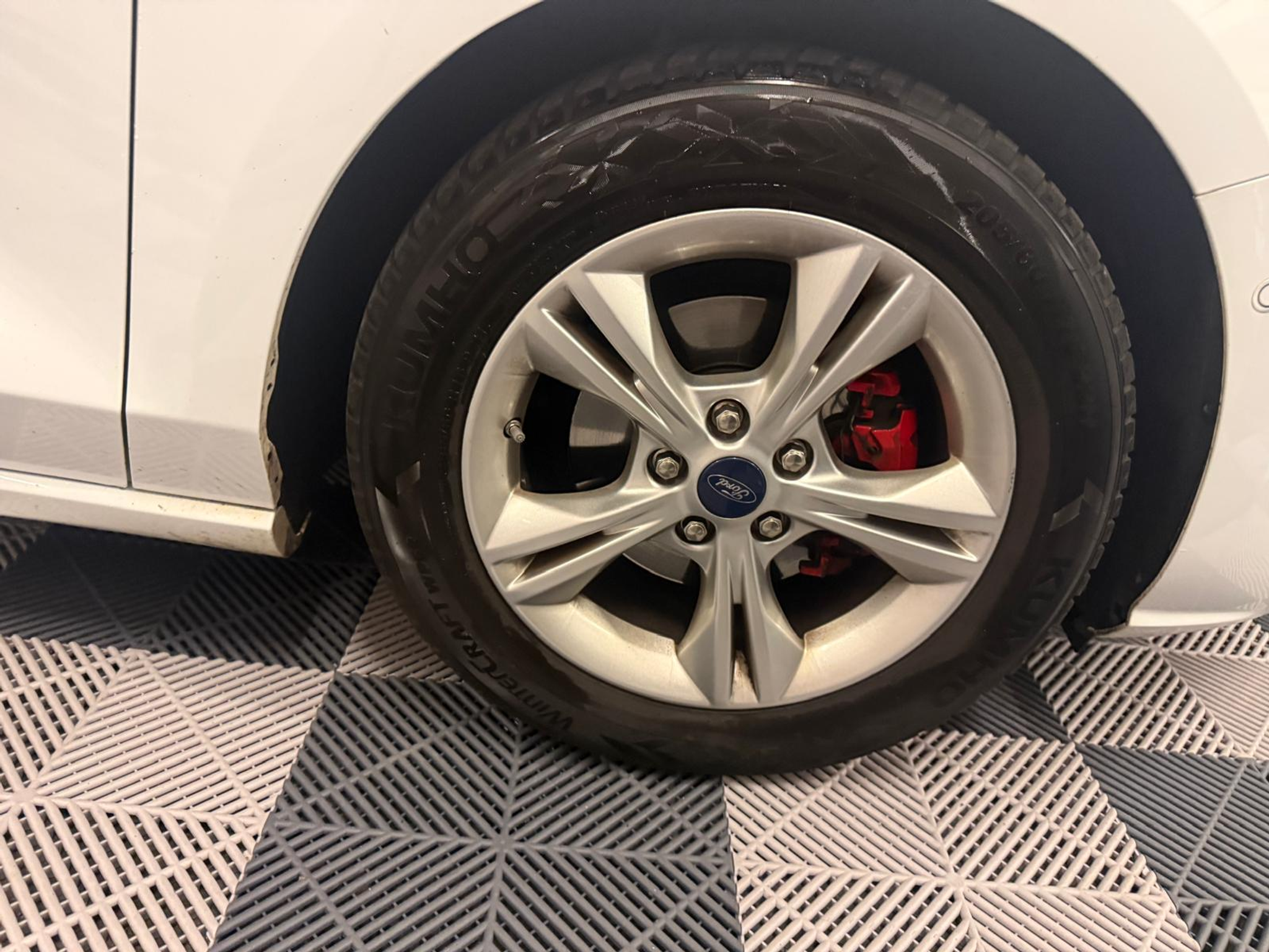 listing desktop thumbnail image 26