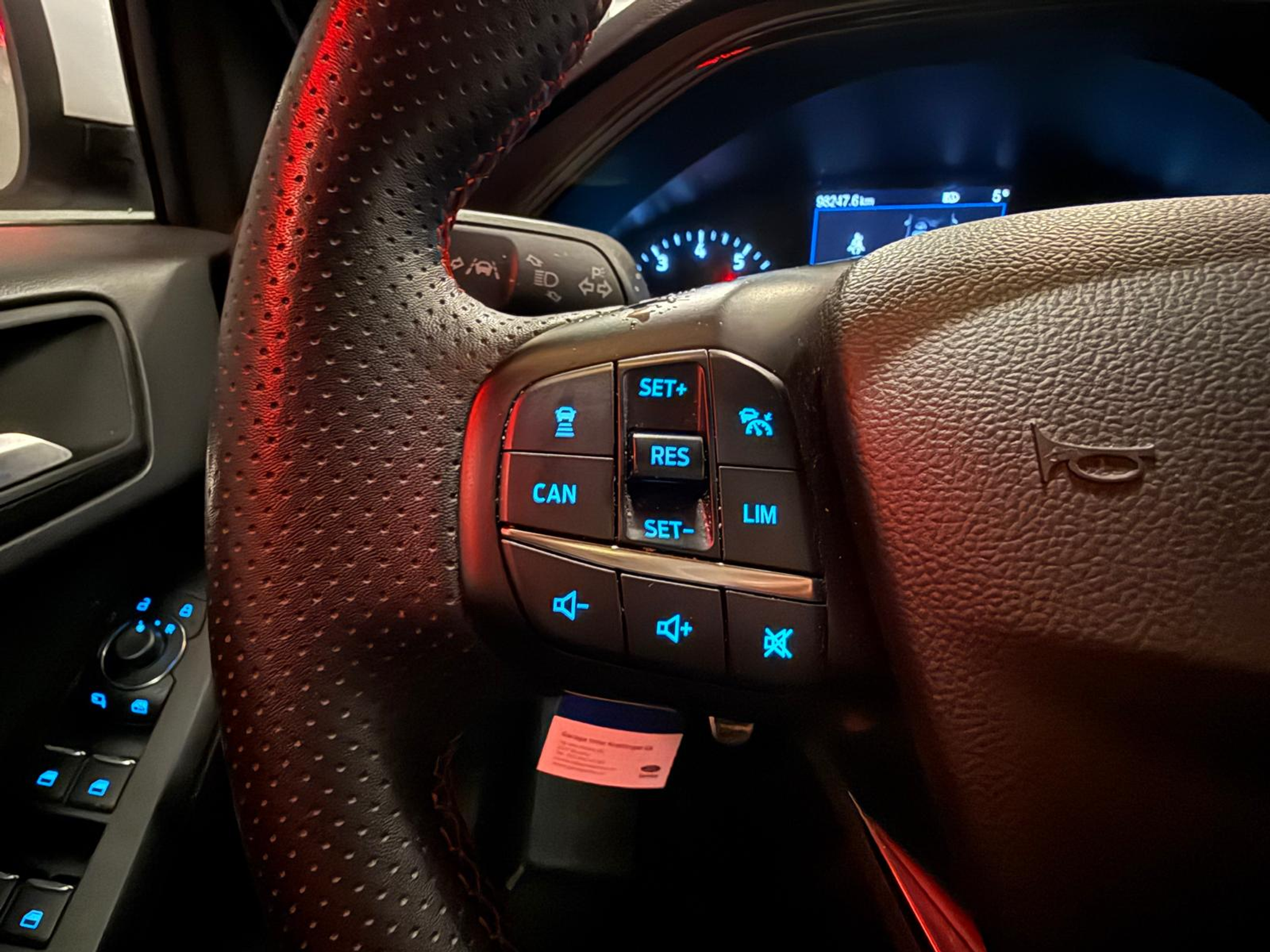 listing desktop thumbnail image 18