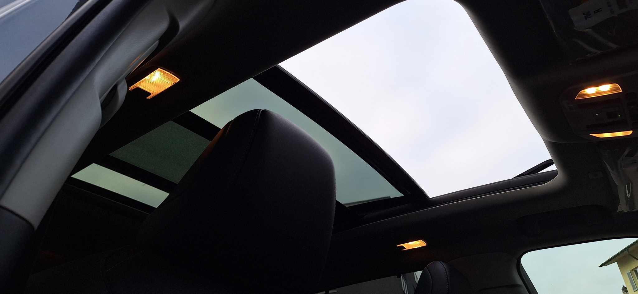 listing desktop thumbnail image 10