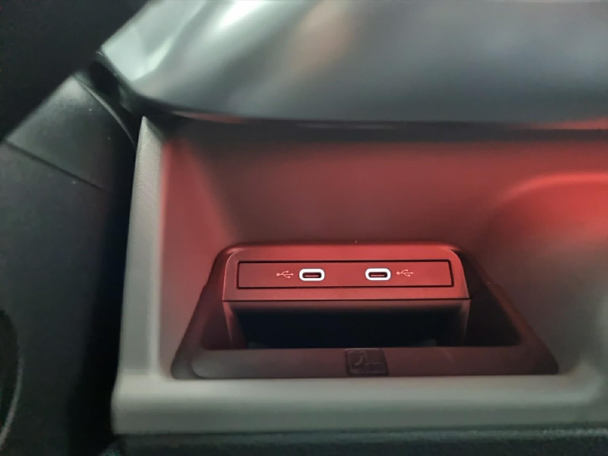 listing desktop thumbnail image 10