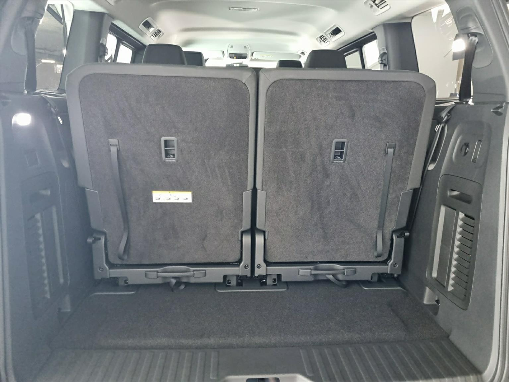 listing desktop thumbnail image 13