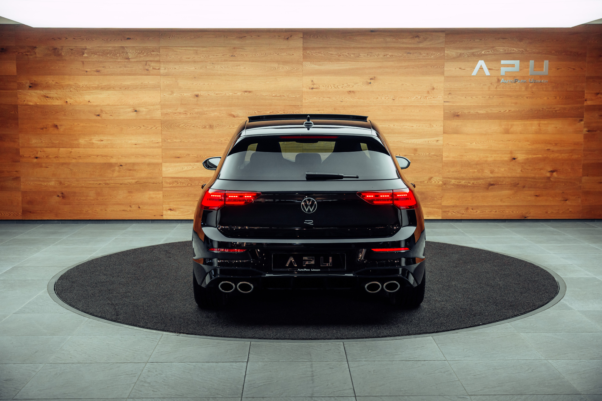 listing desktop thumbnail image 16