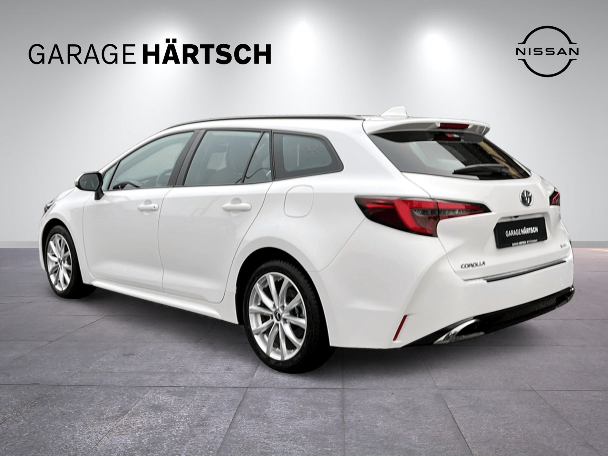 listing desktop thumbnail image 3