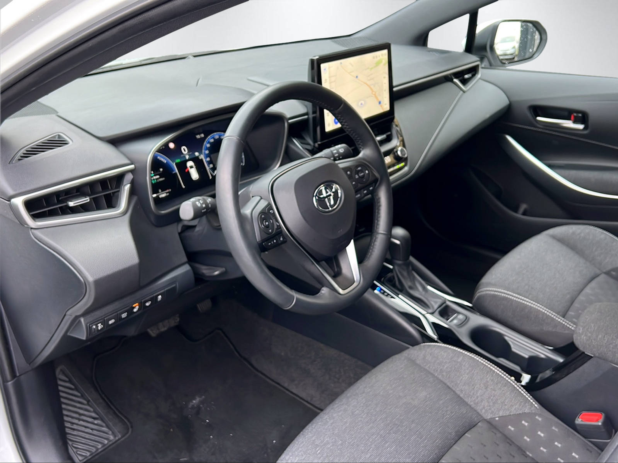 listing desktop thumbnail image 13