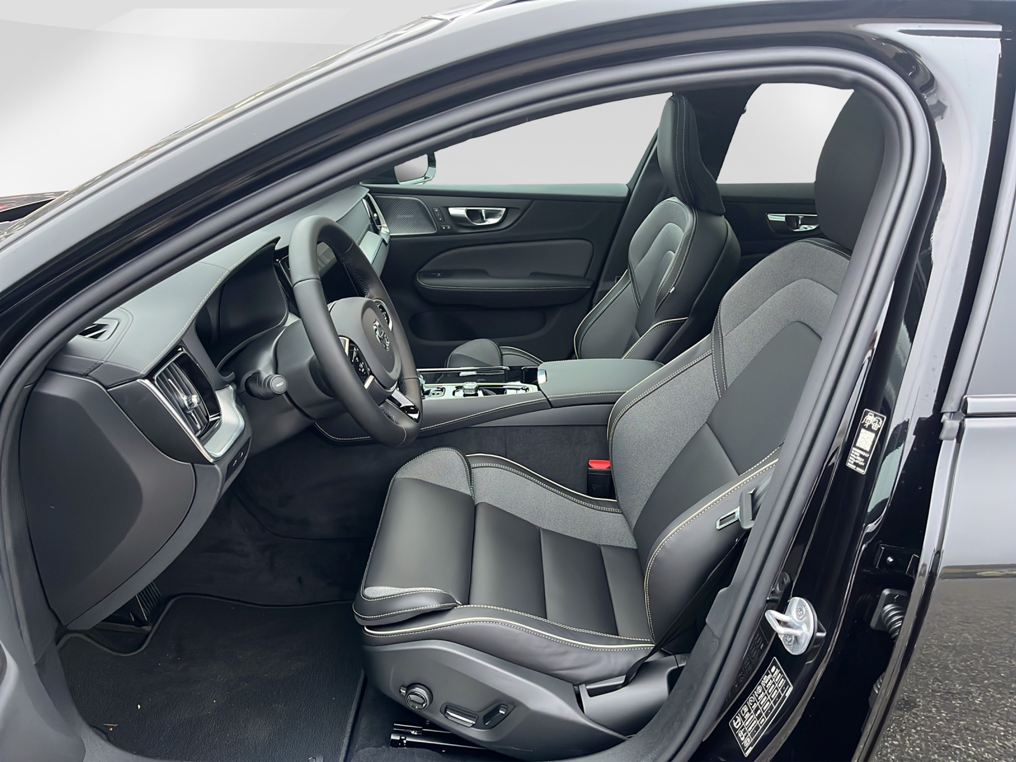 listing desktop thumbnail image 11