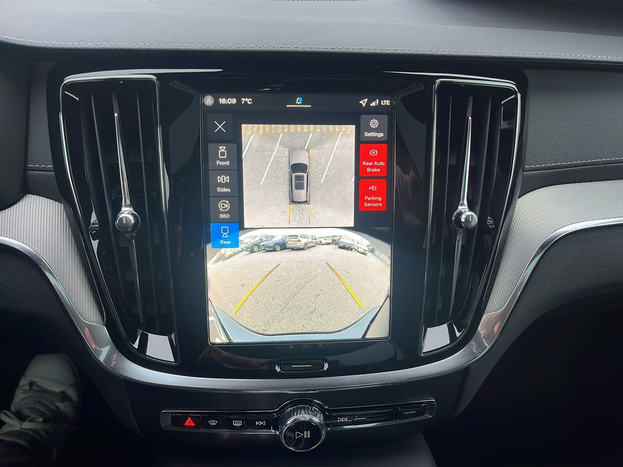 listing desktop thumbnail image 13