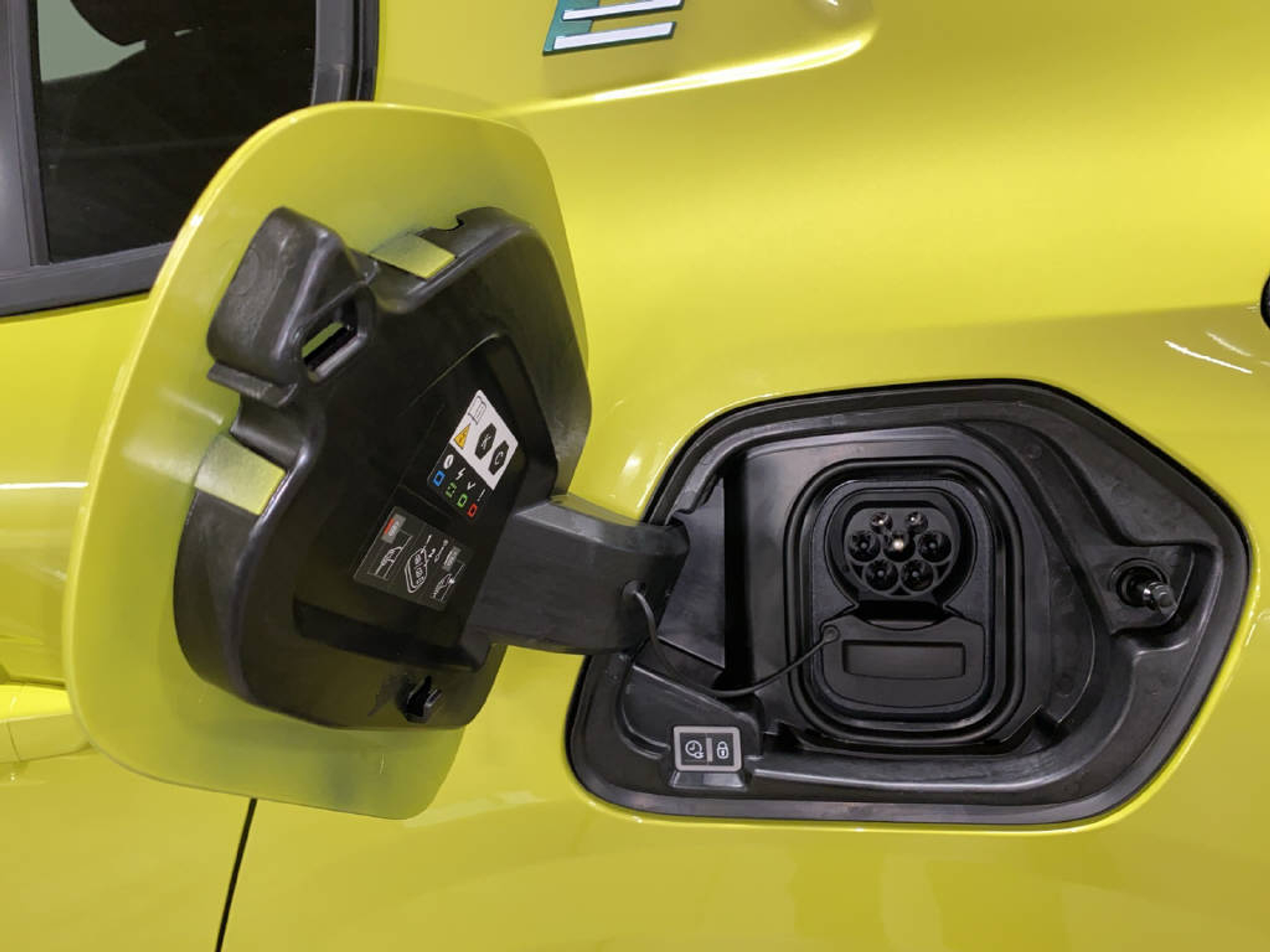 listing desktop thumbnail image 17