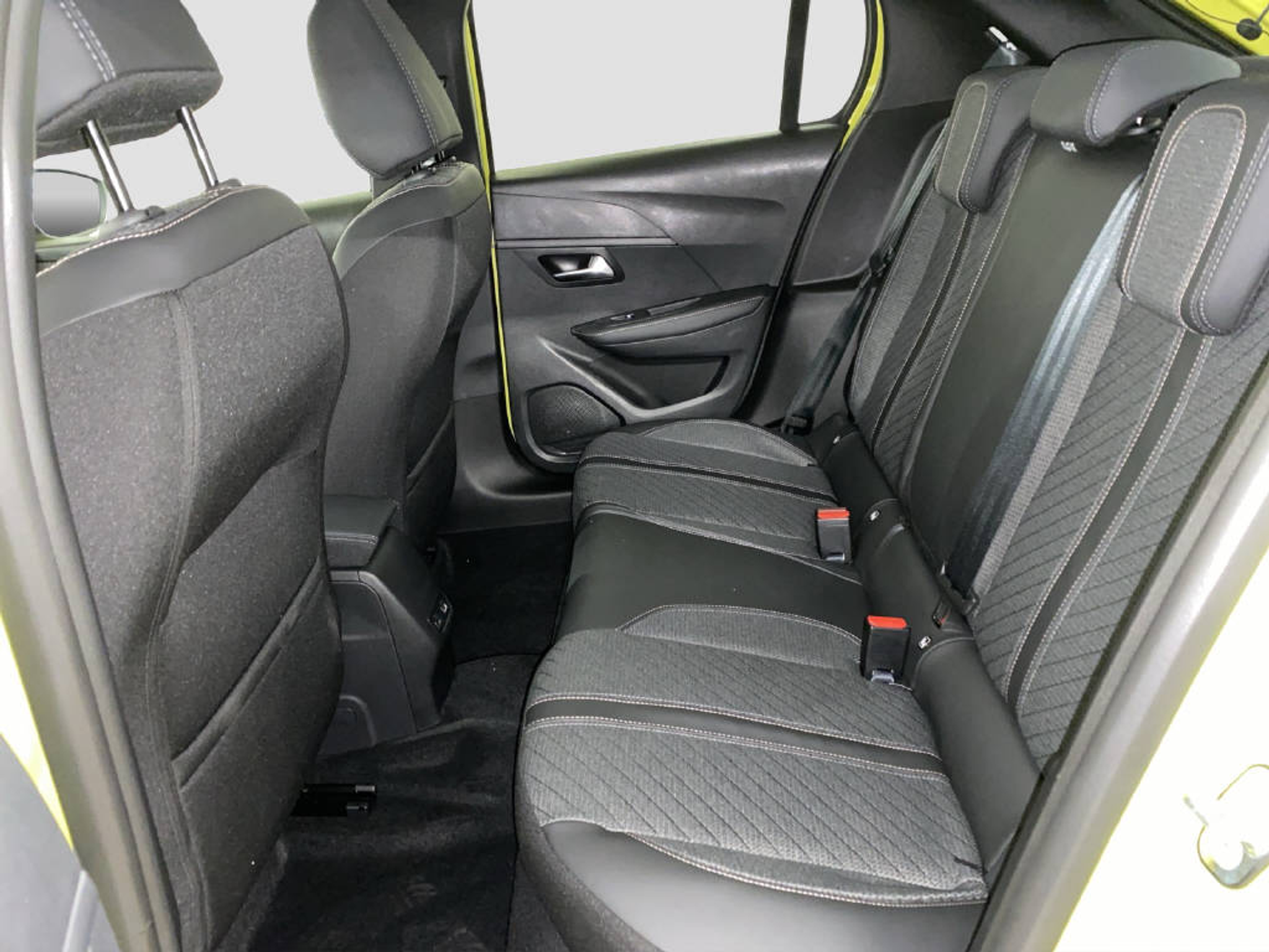 listing desktop thumbnail image 12