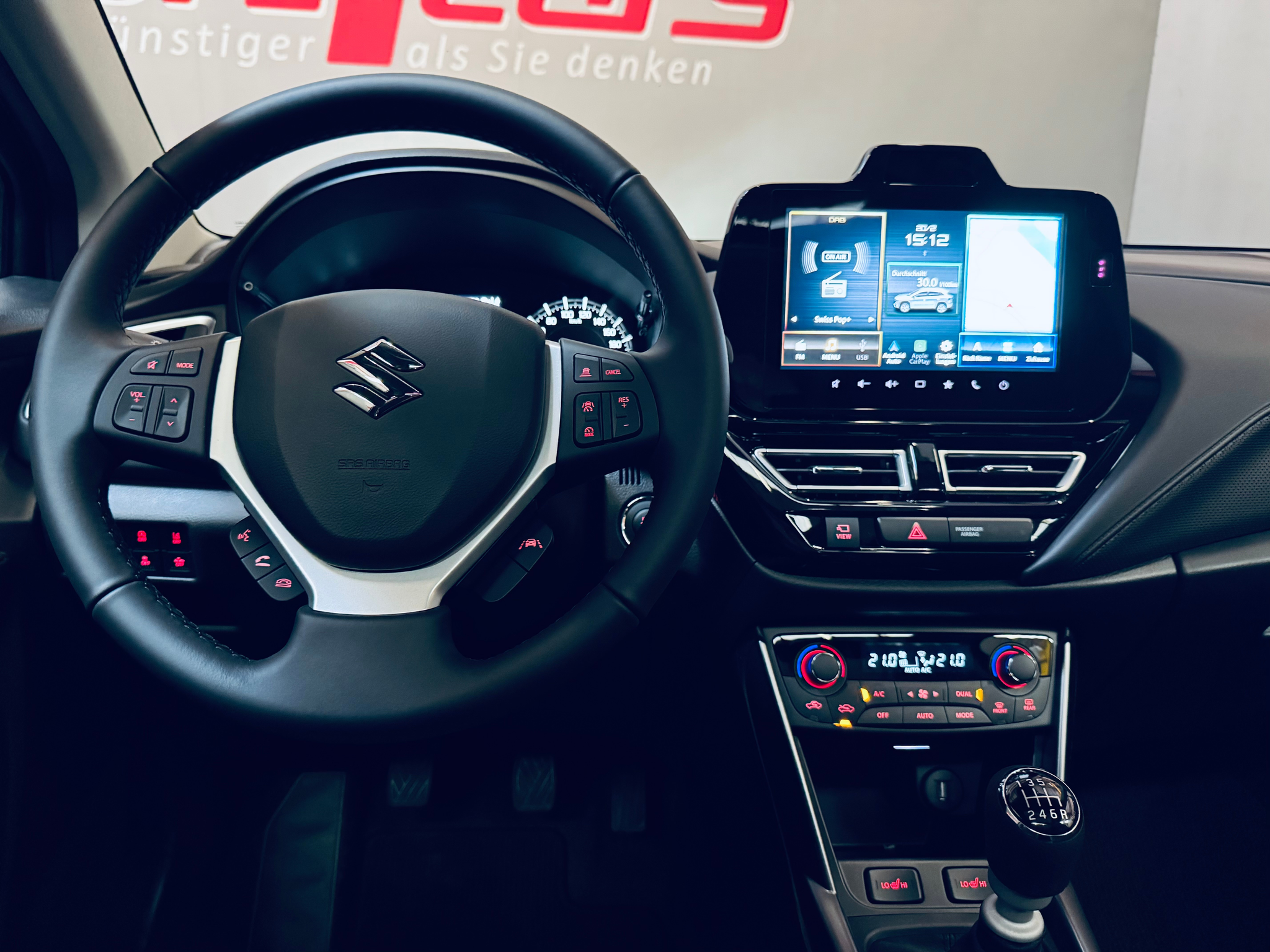 listing desktop thumbnail image 17