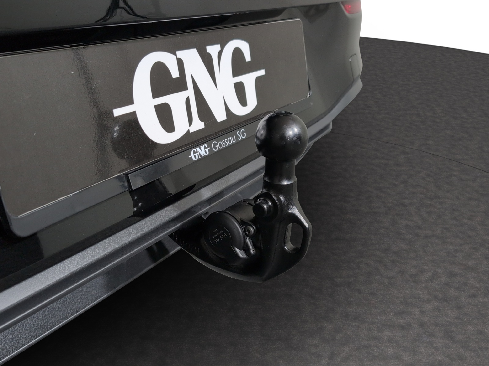 listing desktop thumbnail image 15