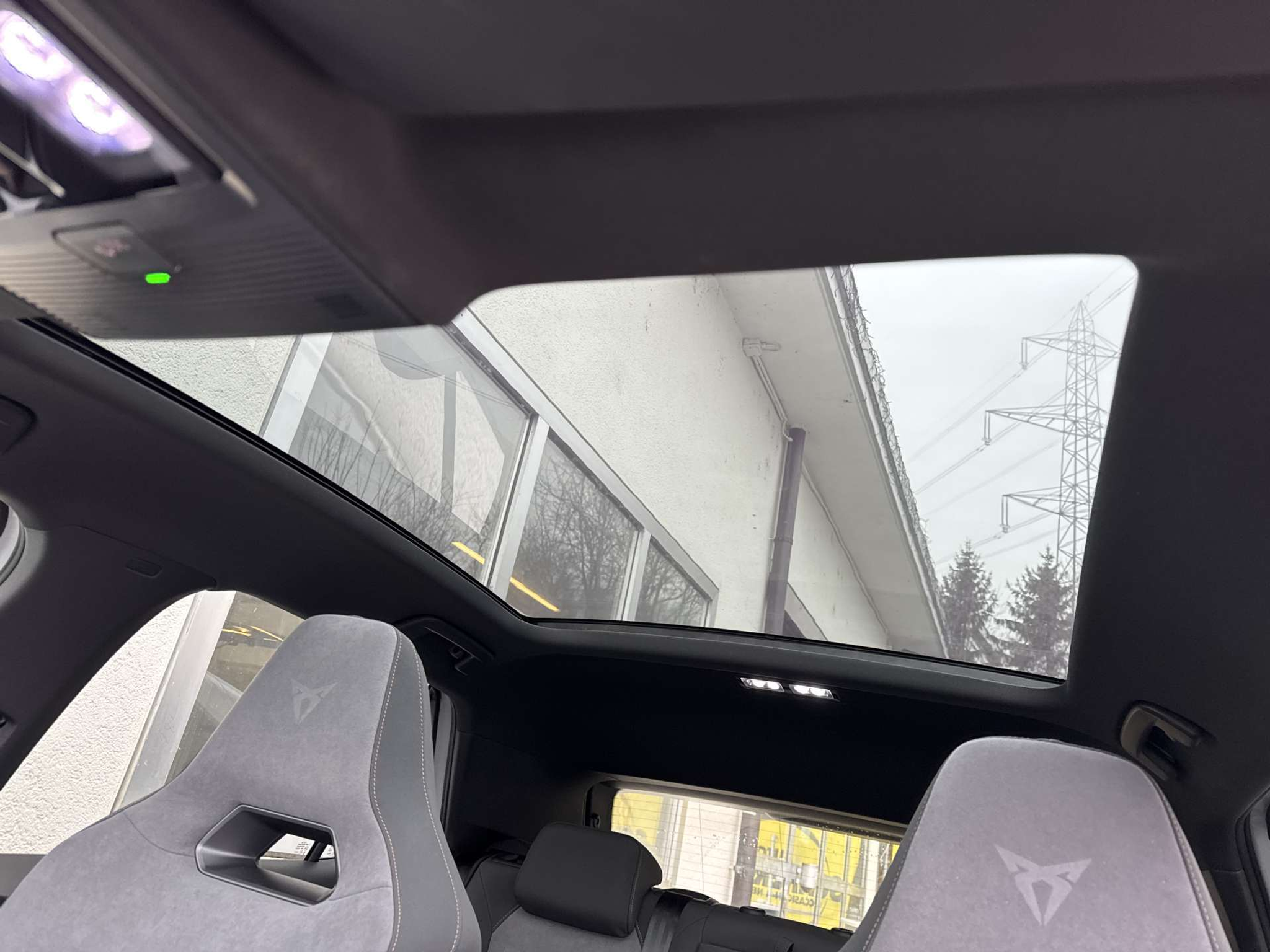 listing desktop thumbnail image 10