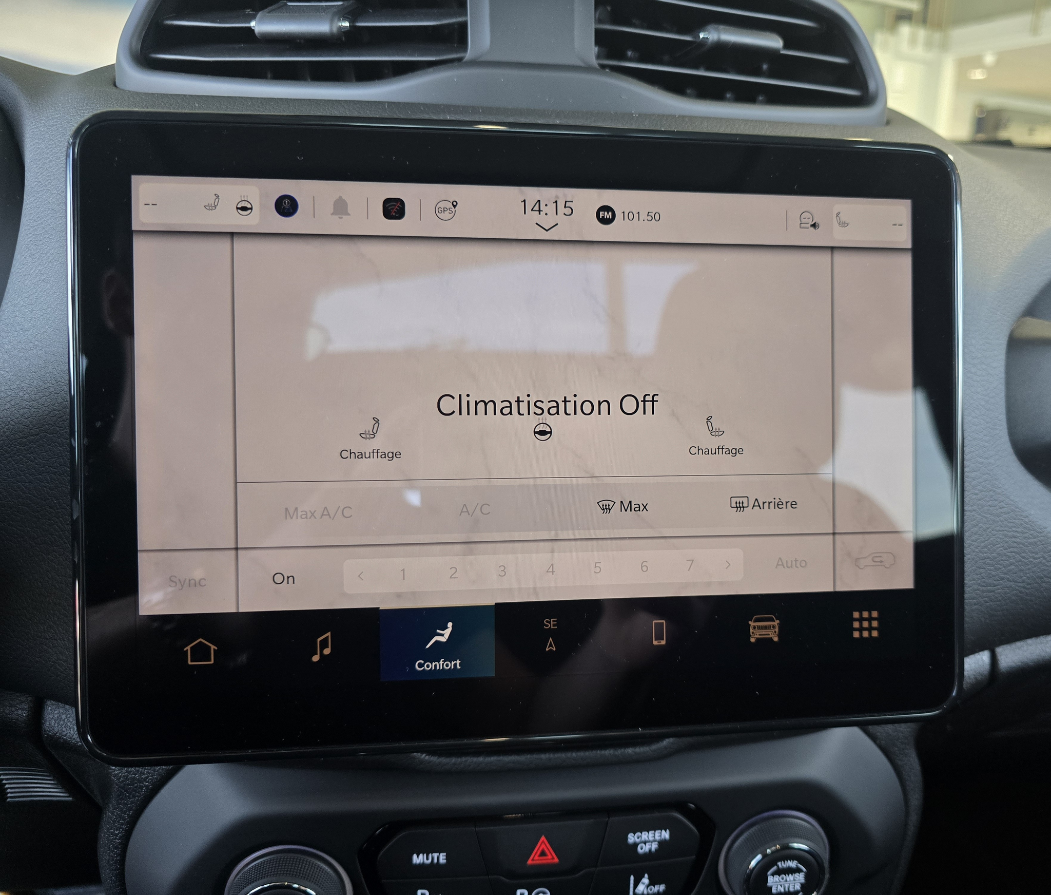 listing desktop thumbnail image 17