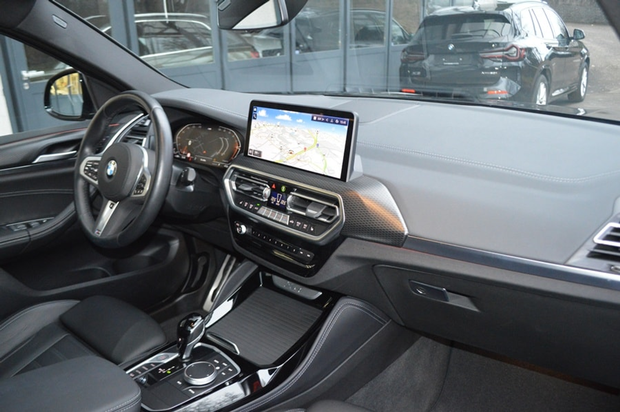 listing desktop thumbnail image 8