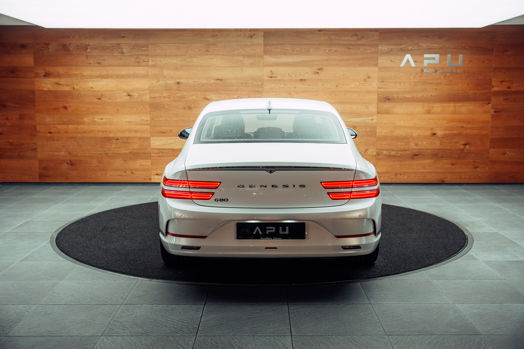 listing desktop thumbnail image 15