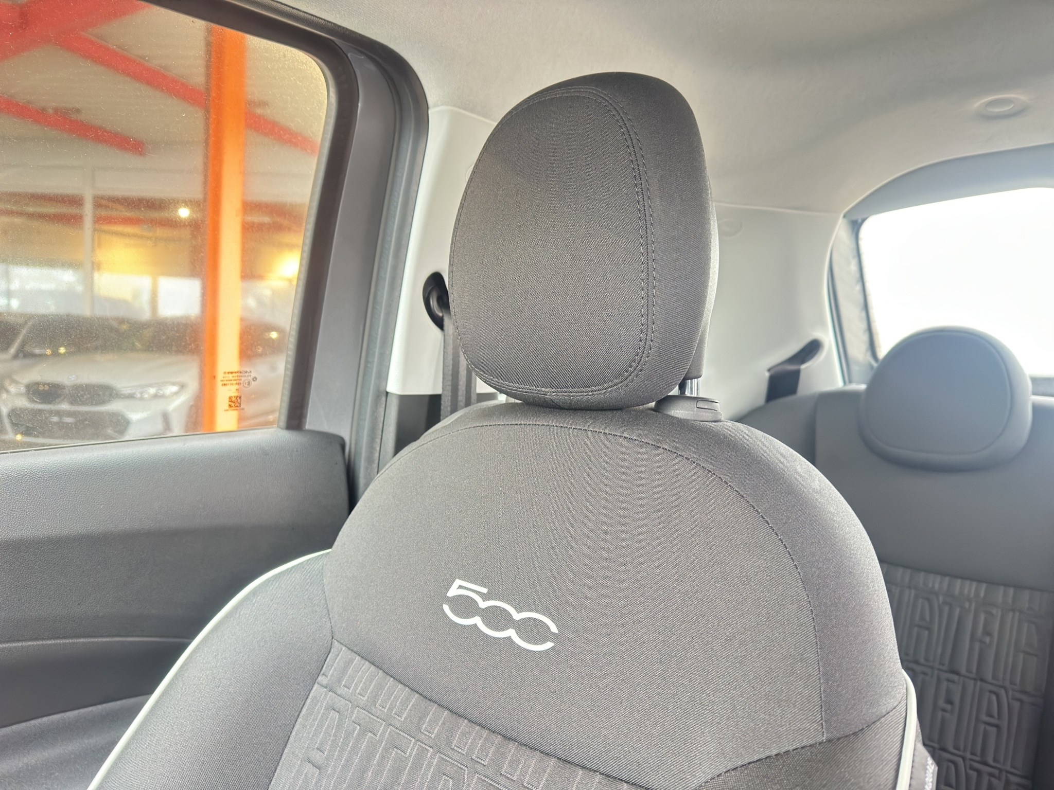 listing desktop thumbnail image 27