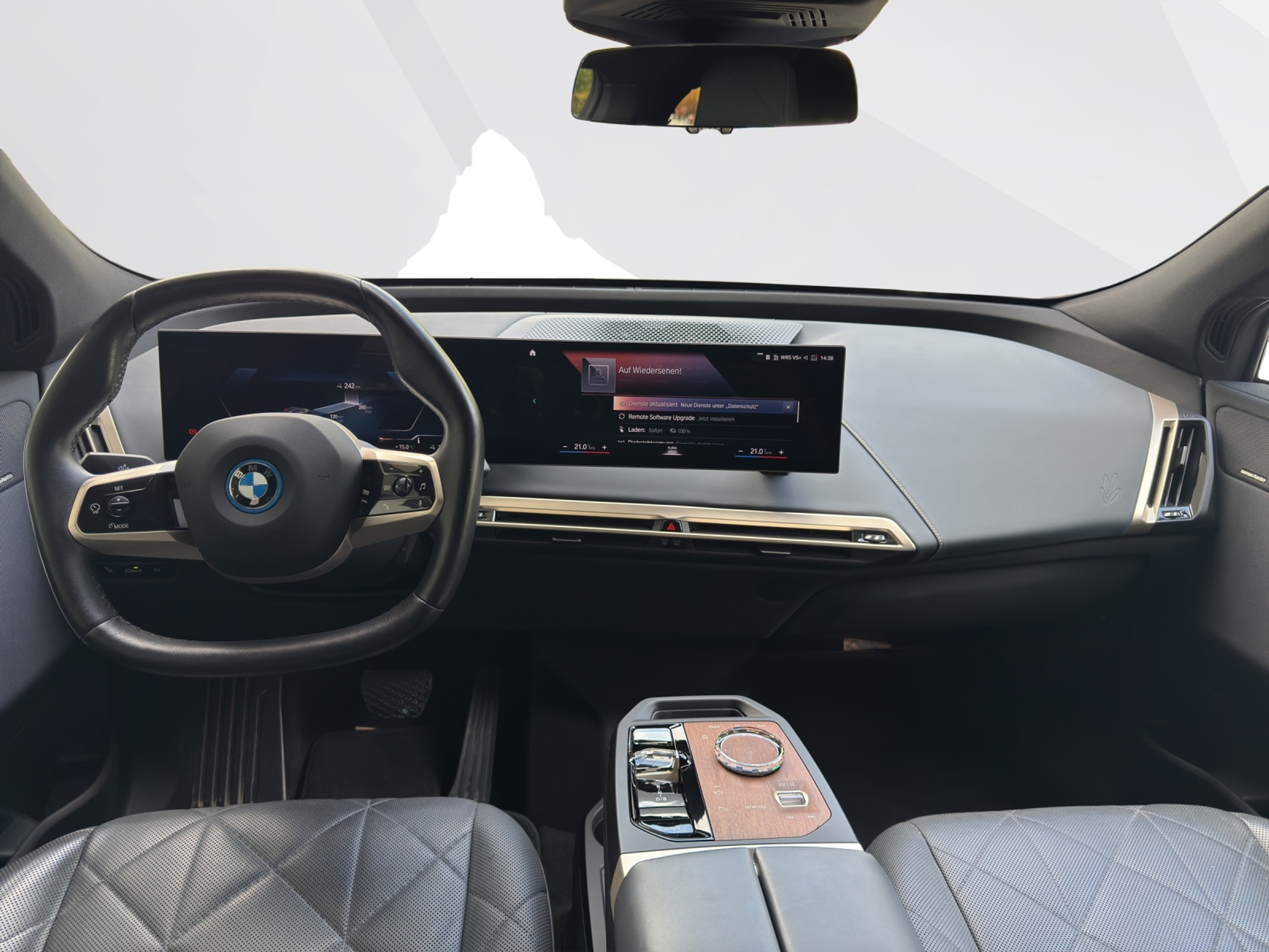 listing desktop thumbnail image 10