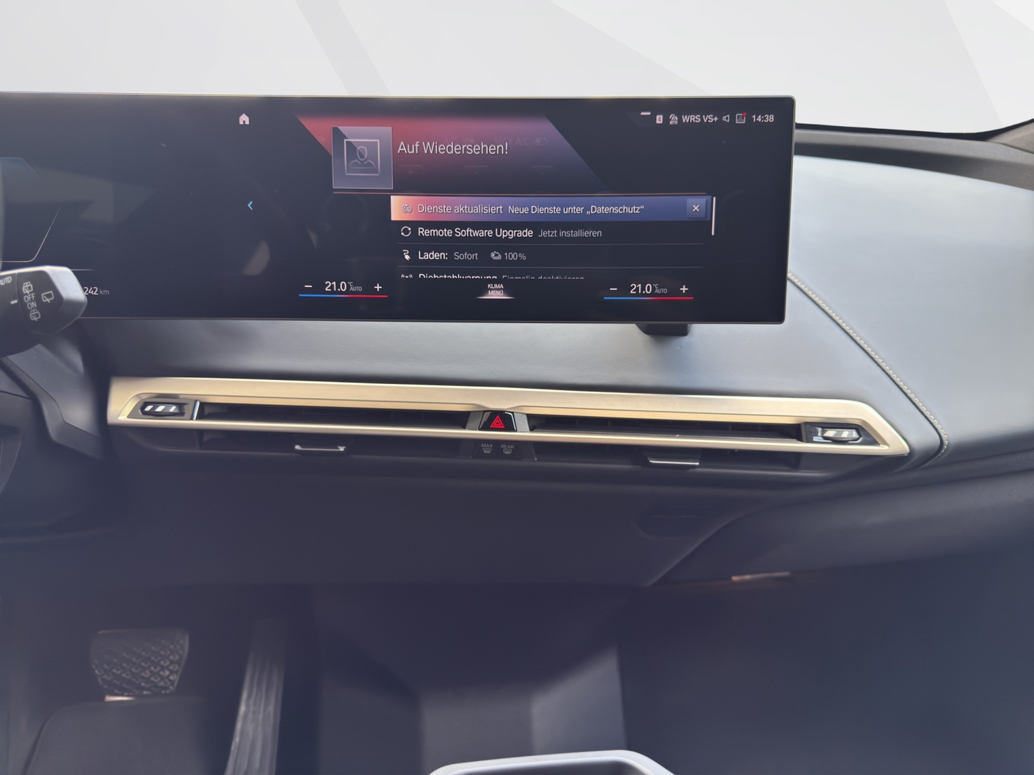 listing desktop thumbnail image 12