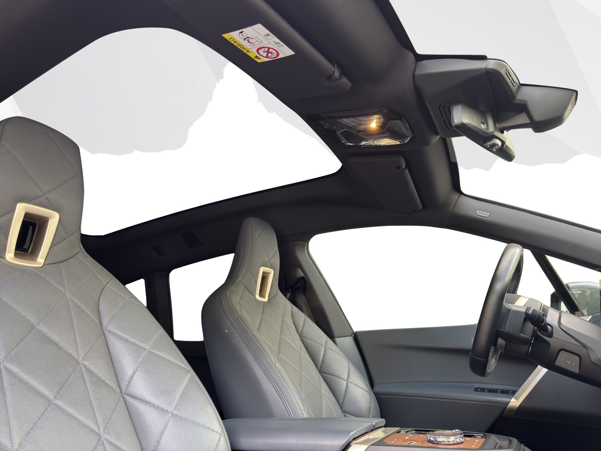 listing desktop thumbnail image 15