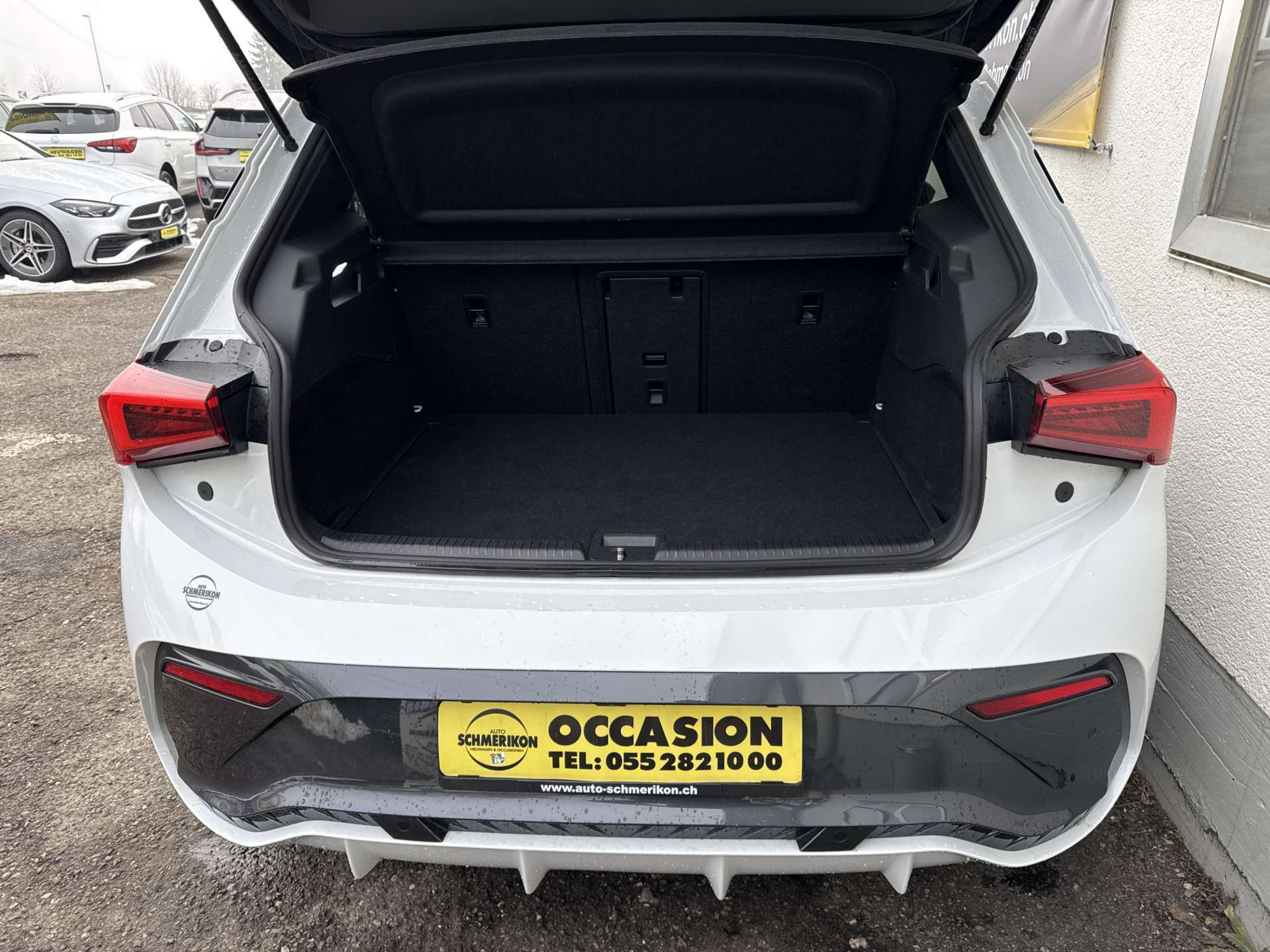 listing desktop thumbnail image 8