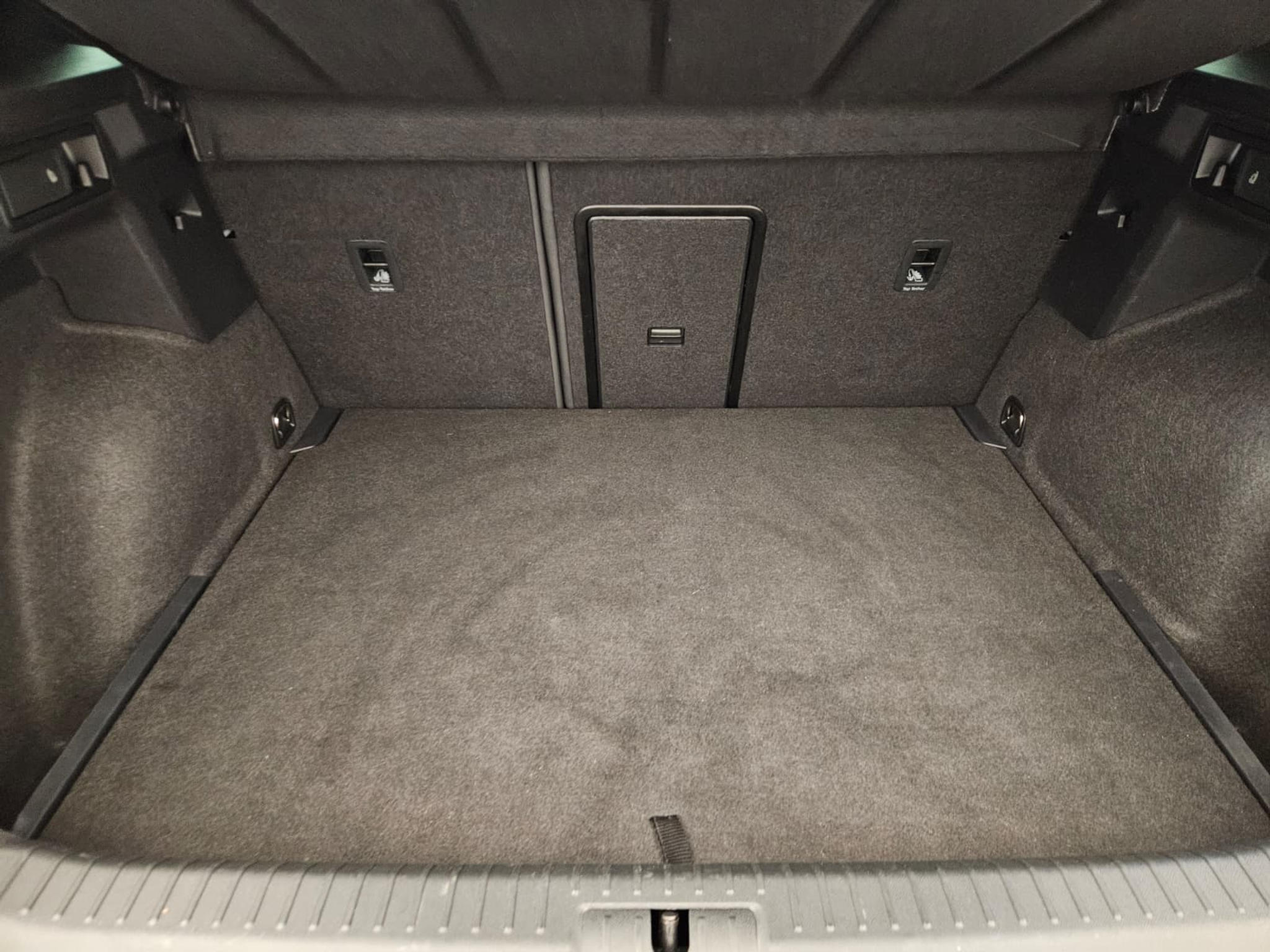 listing desktop thumbnail image 14