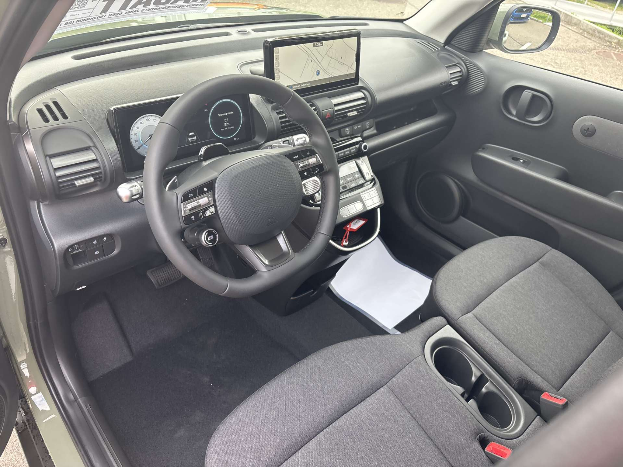 listing desktop thumbnail image 4