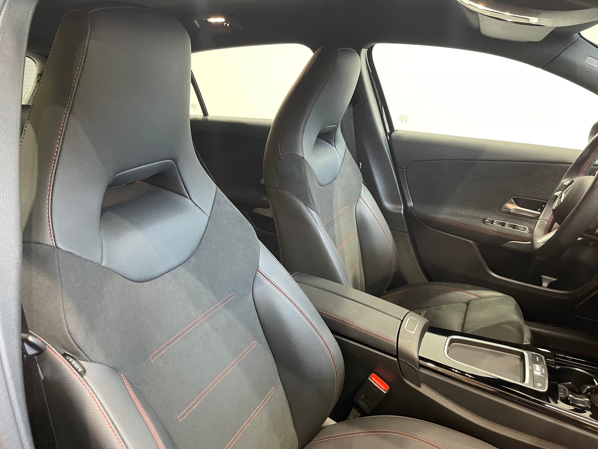 listing desktop thumbnail image 15