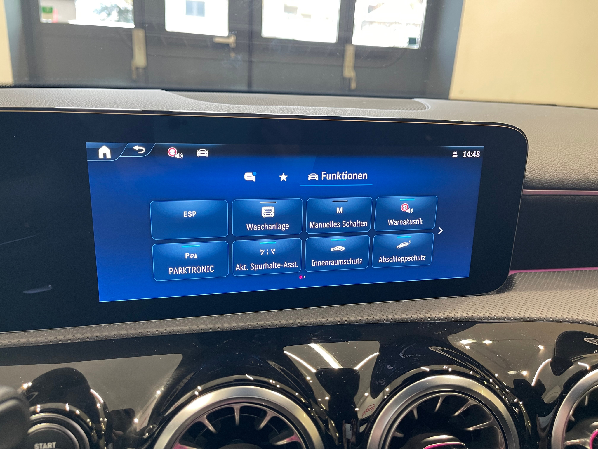 listing desktop thumbnail image 27