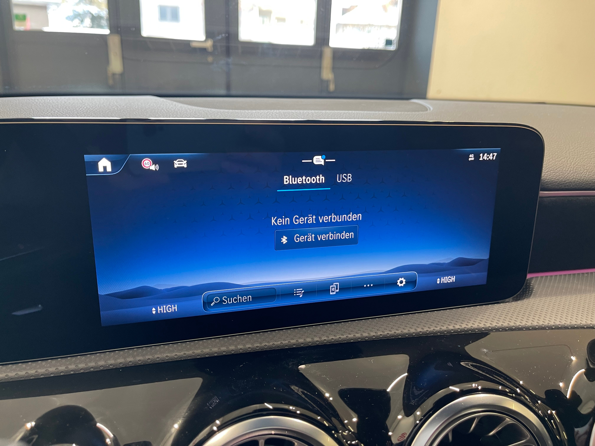 listing desktop thumbnail image 23