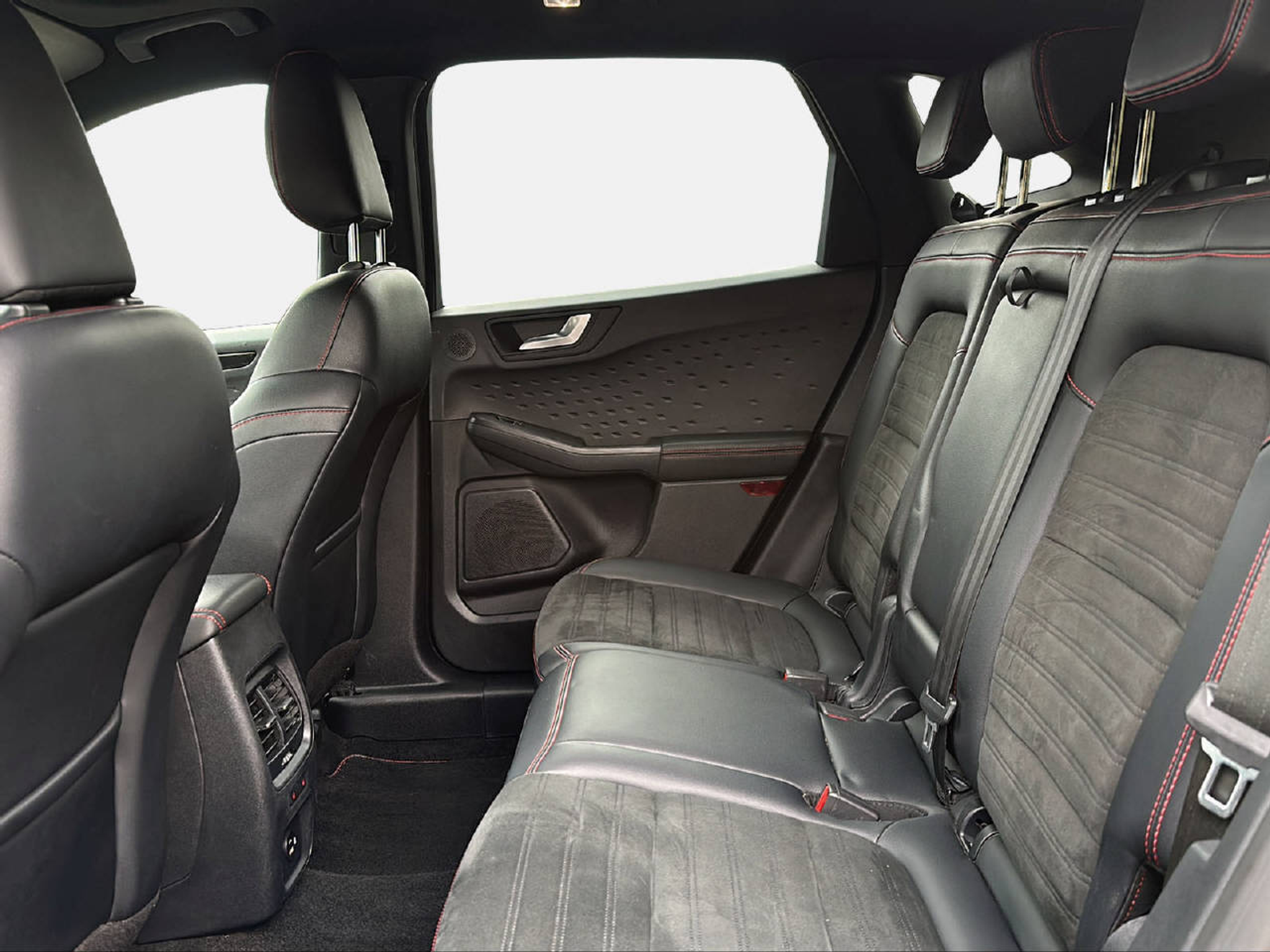 listing desktop thumbnail image 13