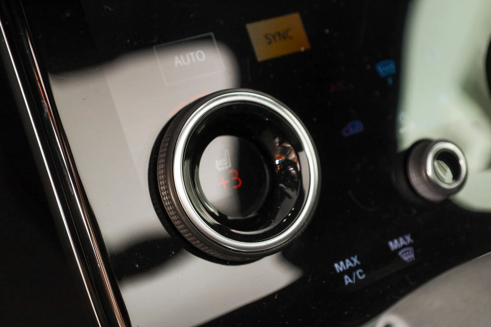 listing desktop thumbnail image 15