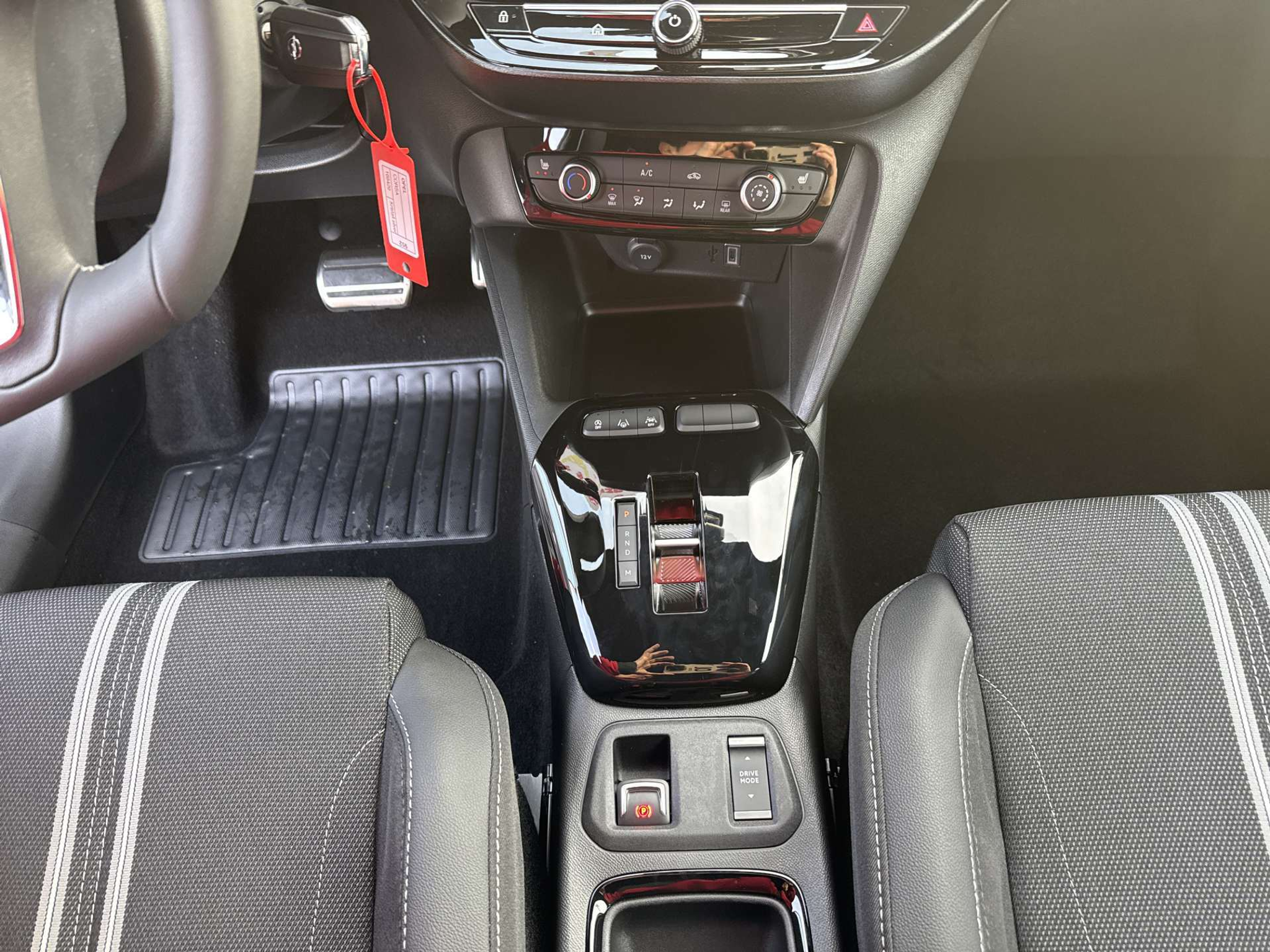 listing desktop thumbnail image 11